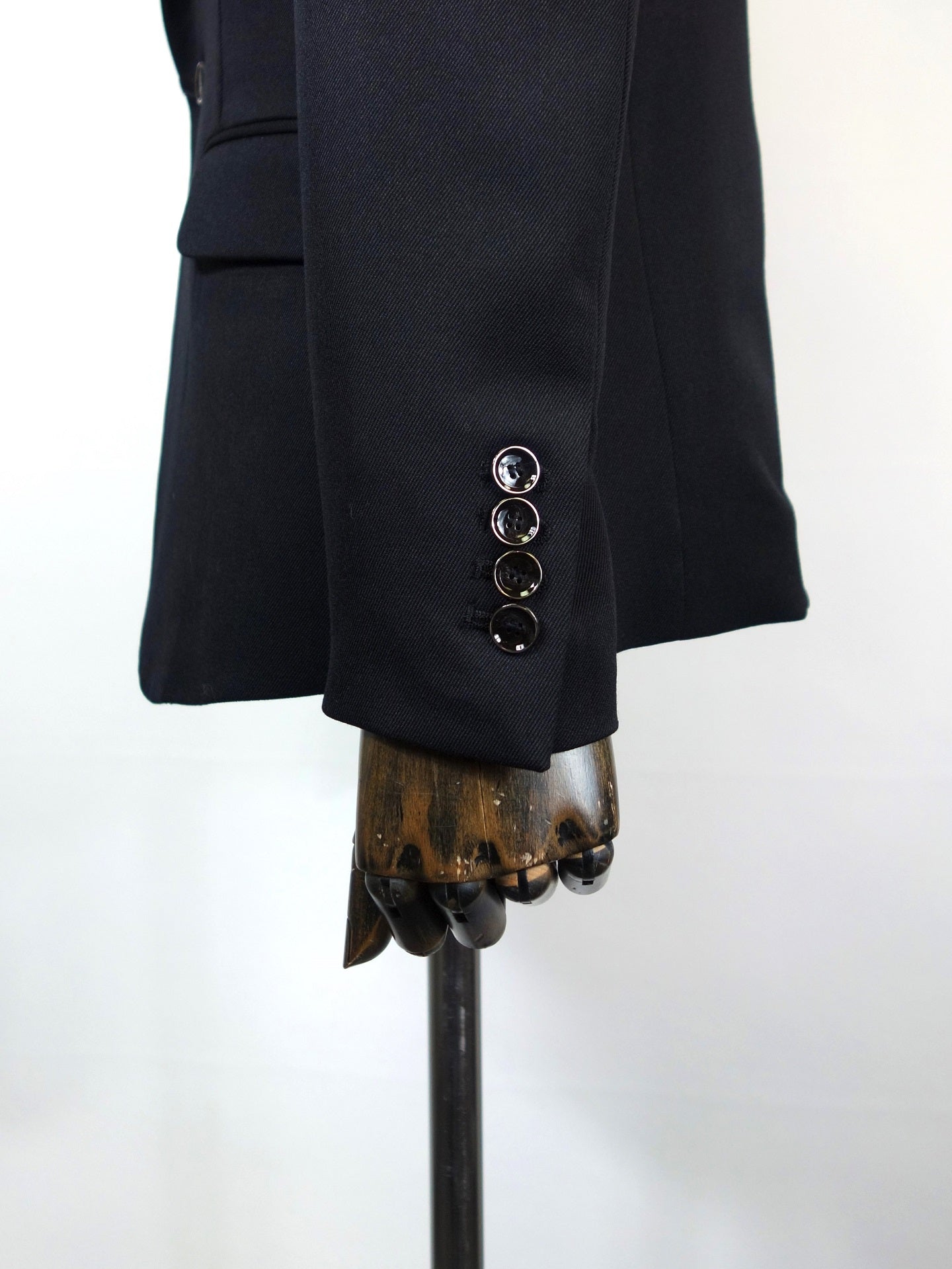 SOS TE NUTO ベーシックピークドラペルジャケット 2423D02