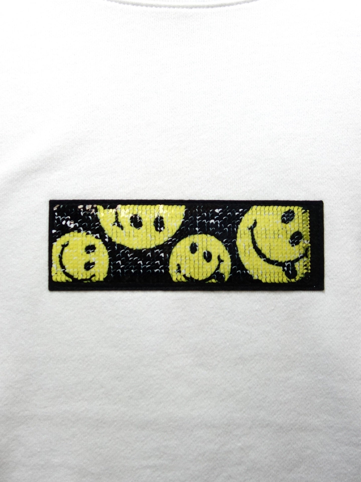 STUD MUFFIN girls are drugsシークインスウエットシャツ 514-02771-WH