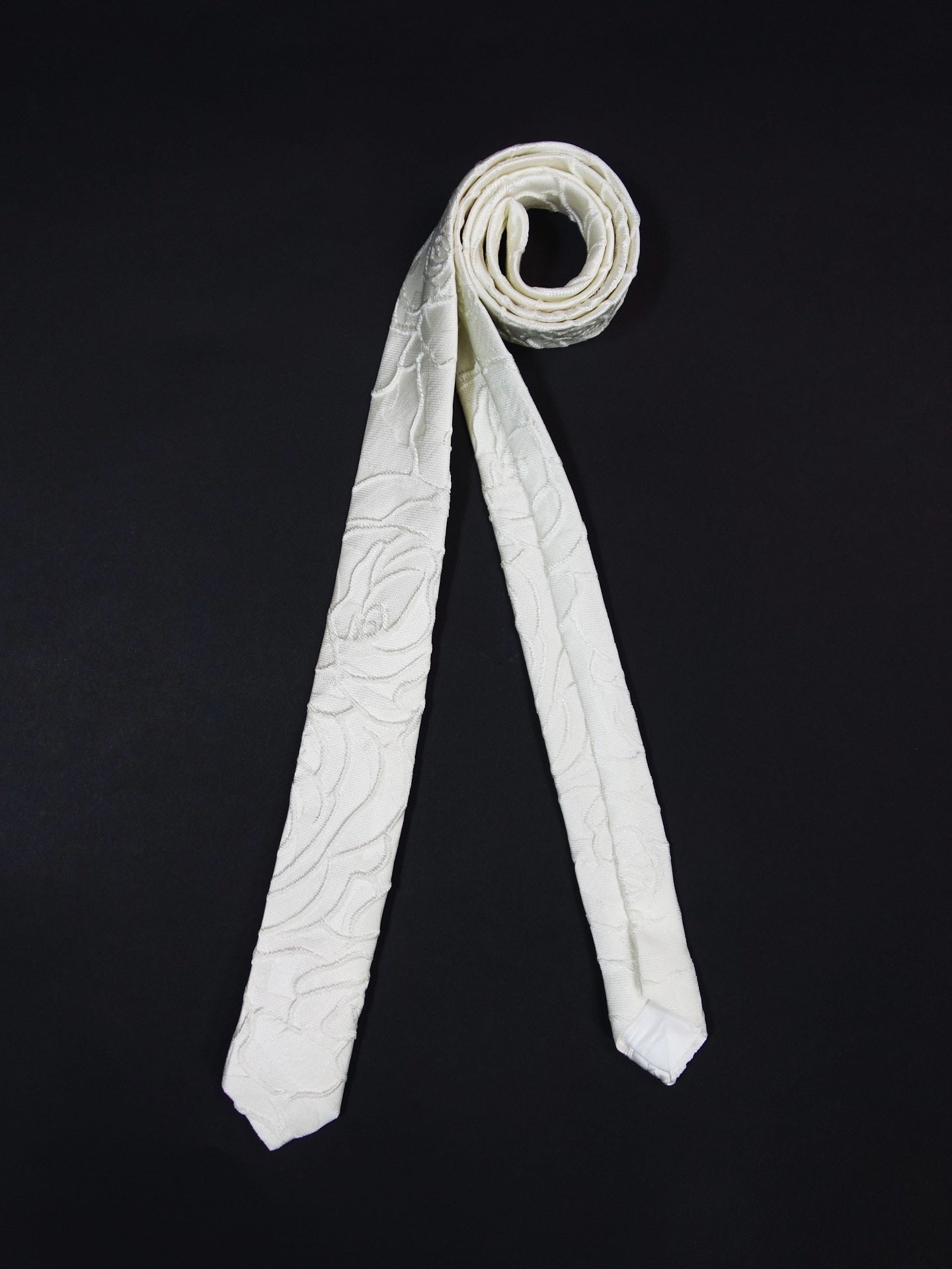 SOS TE NUTO ローズジャガードタイ 2519Z03