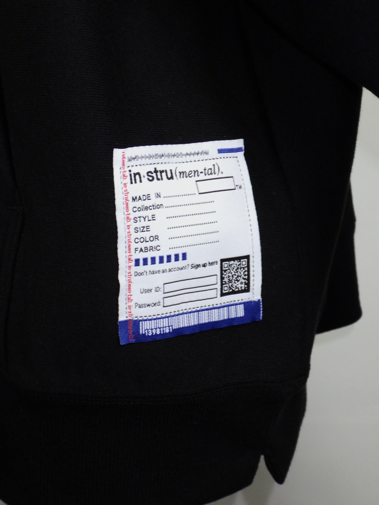 in・stru(men-tal). HEAVY WEIGHT FRENCH TERRY HOODIE I17HD532-BK