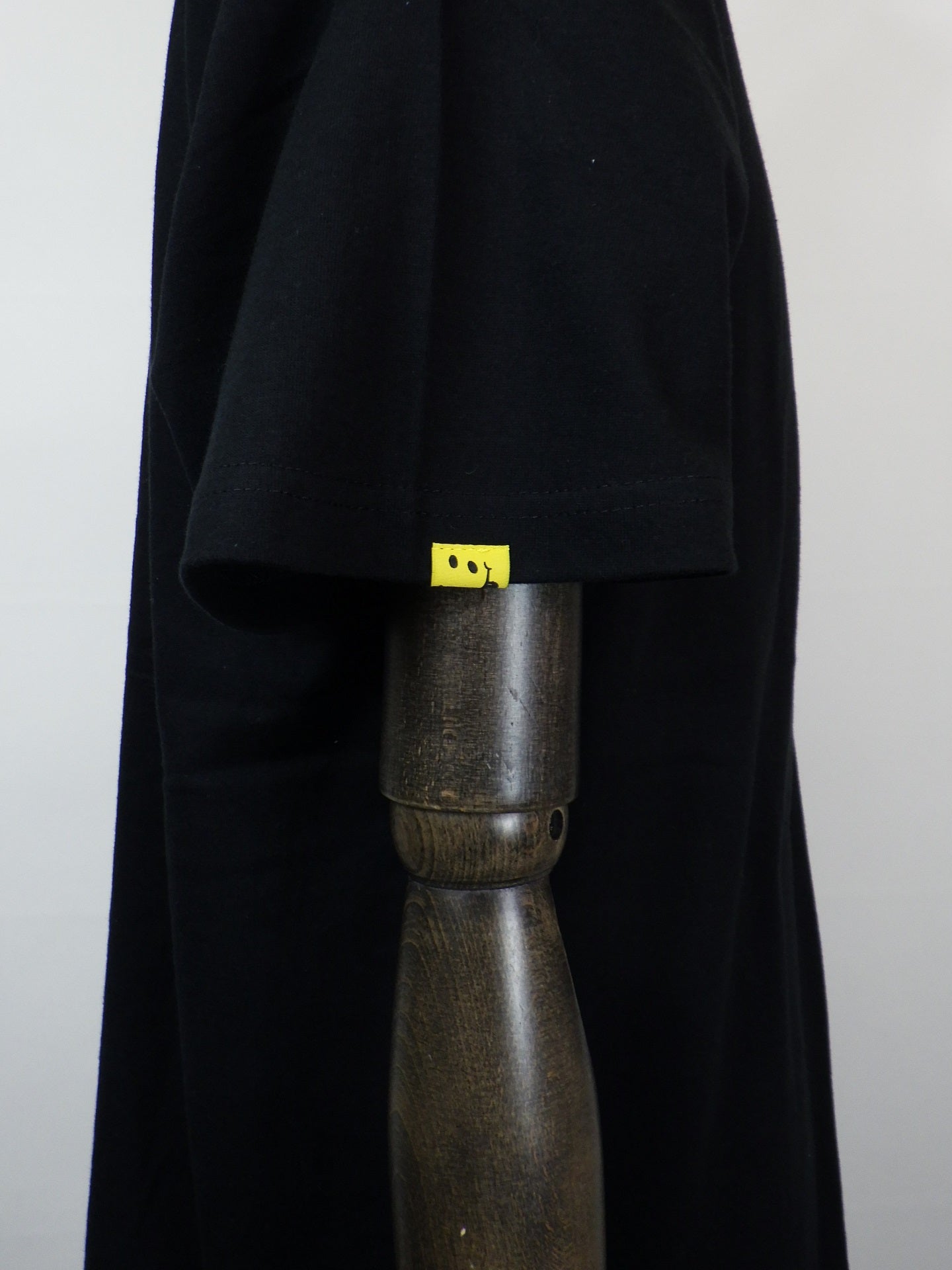 STUD MUFFIN カートベアサガラパッチEXCLUSIVEカットソー 514-02798-BK