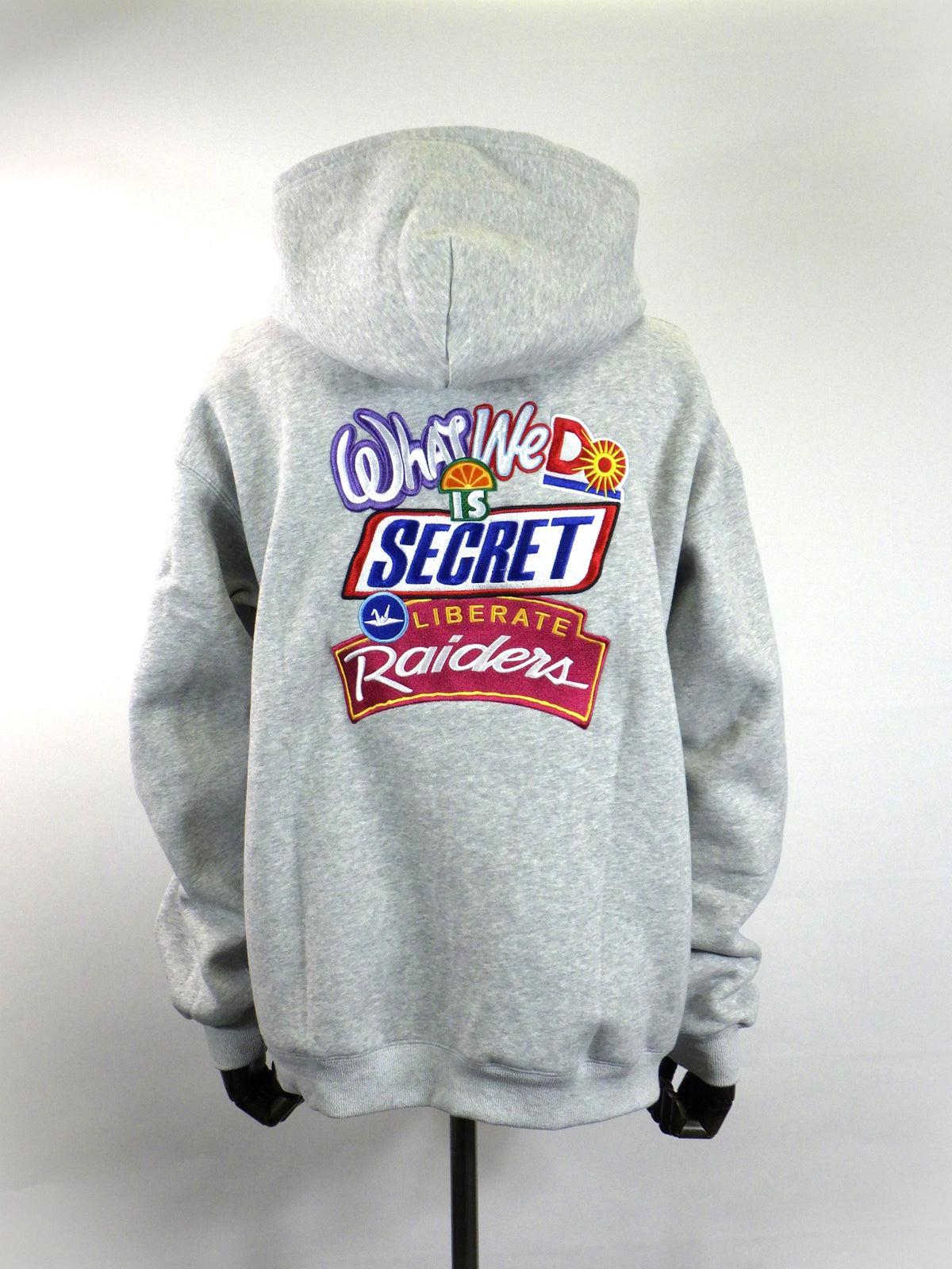 Liberaiders EMBROIDERY HOODIE 733012603-GRY