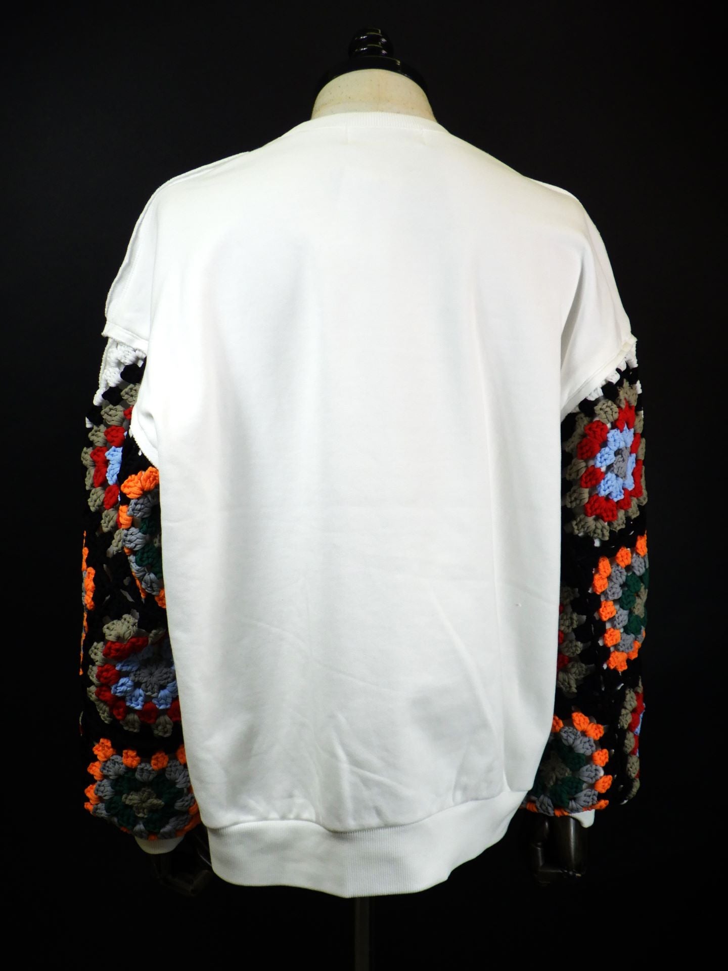 DISCOVERED クロシェットスリーブスウェット DC-AW25-CU-23-WHT