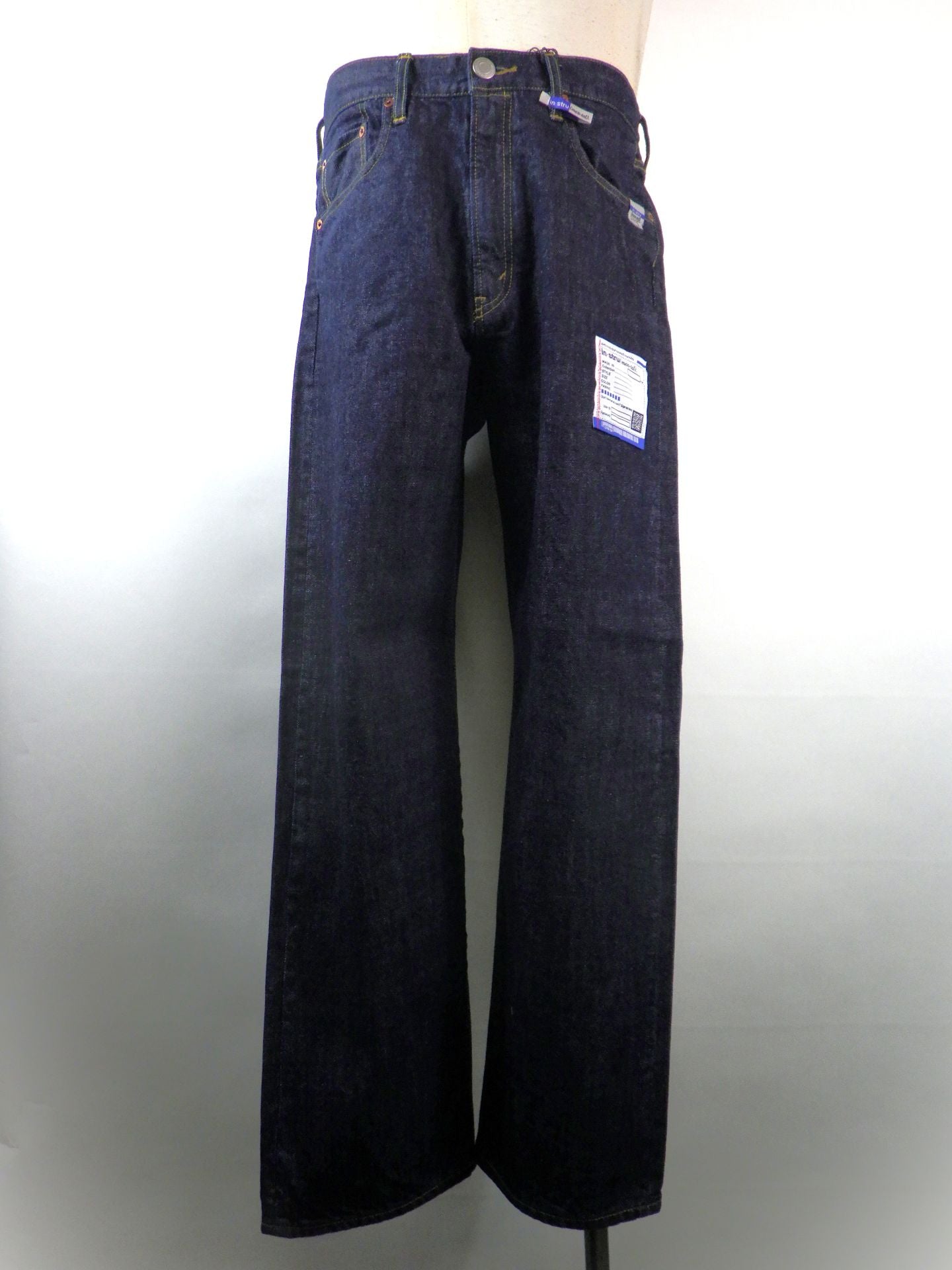 in・stru(men-tal). ワンウォッシュセルビッジデニムストレートパンツ I16PT072