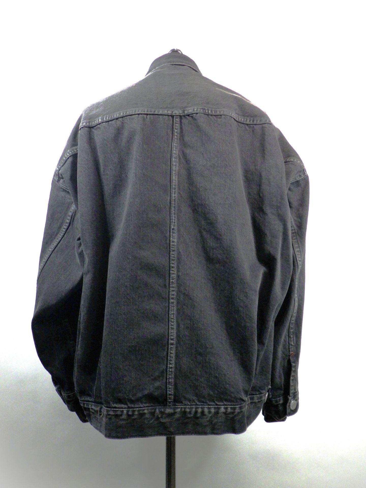 in・stru(men-tal). ハードウォッシュセルビッジデニムジャケット I16BL081