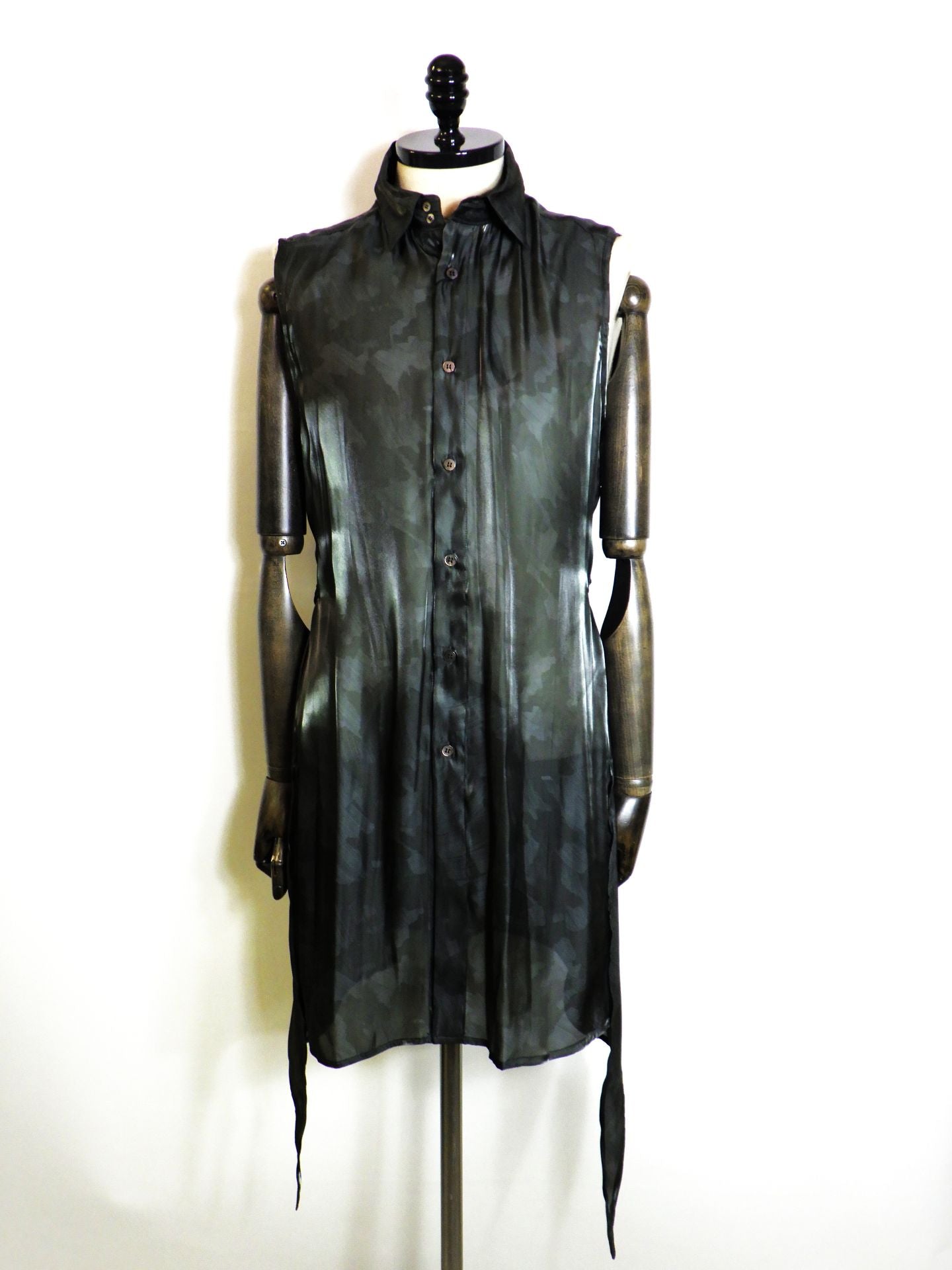 SOS TE NUTO プラチナサテンノースリーブロングシャツ 2616D03