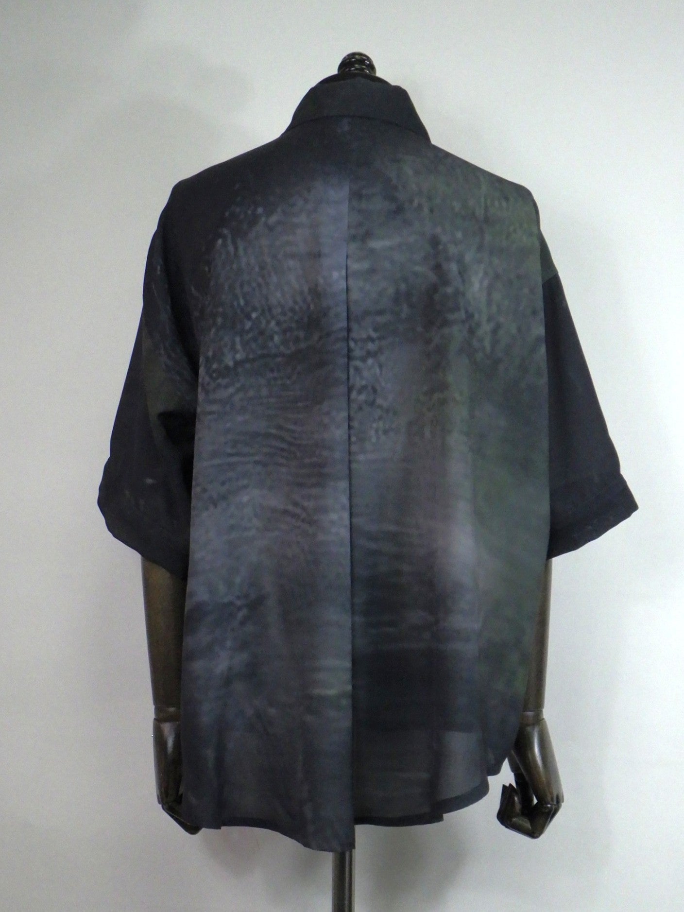 Licht Bestreben オリジナルグラフィックデタッチャブルスリーブシャツ LB26SS-SH11-KWN
