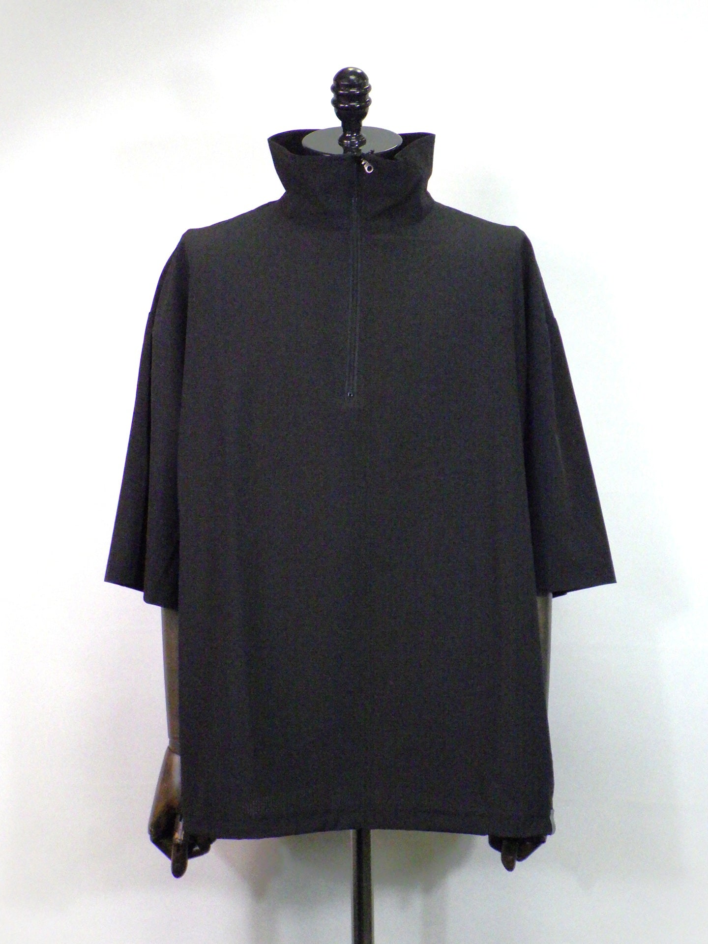 SUPERTHANKS Technical S/S high-zip pullover ST262SH01-BK