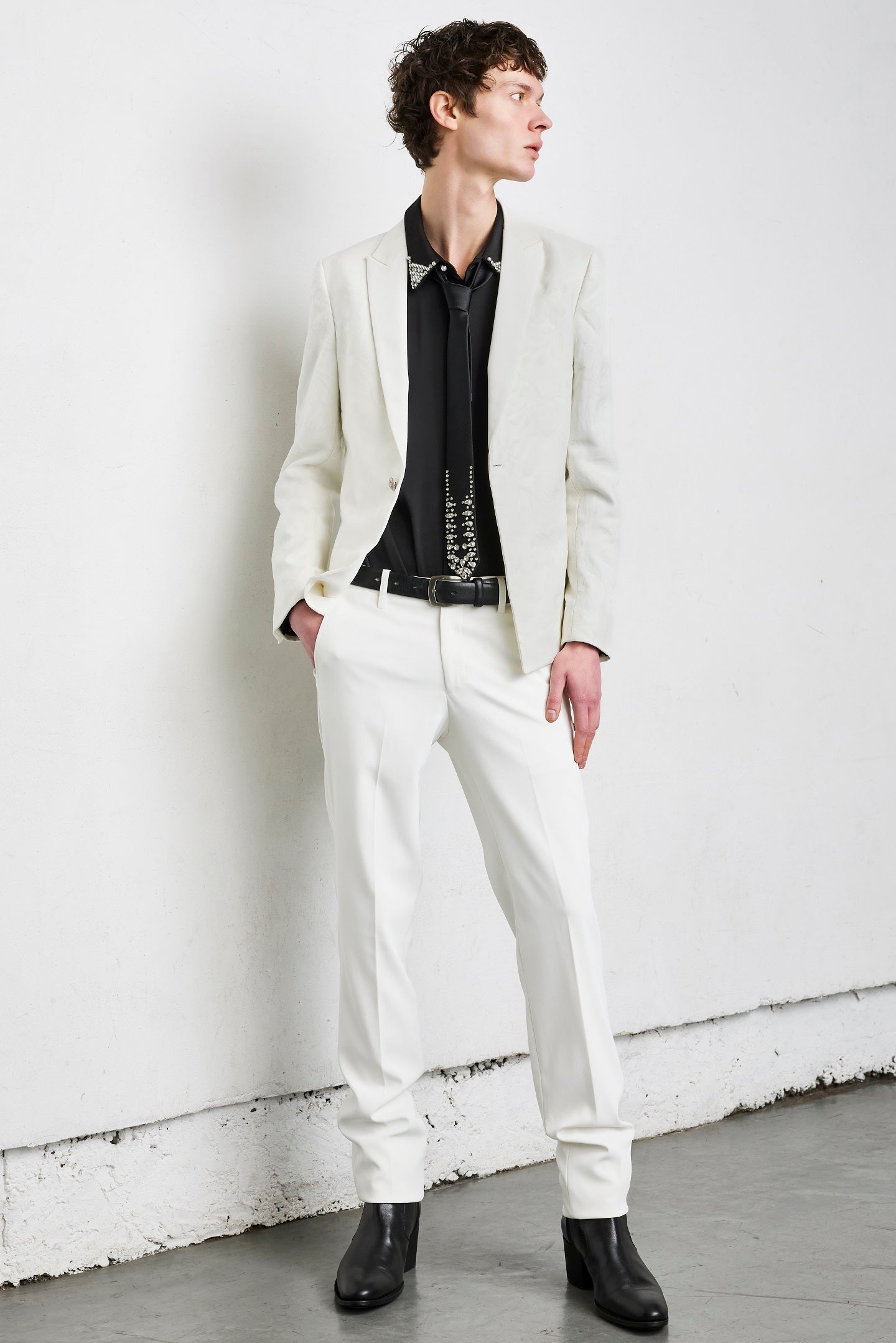 SOS TE NUTO デコラティブサテンシャツ 2516Z11