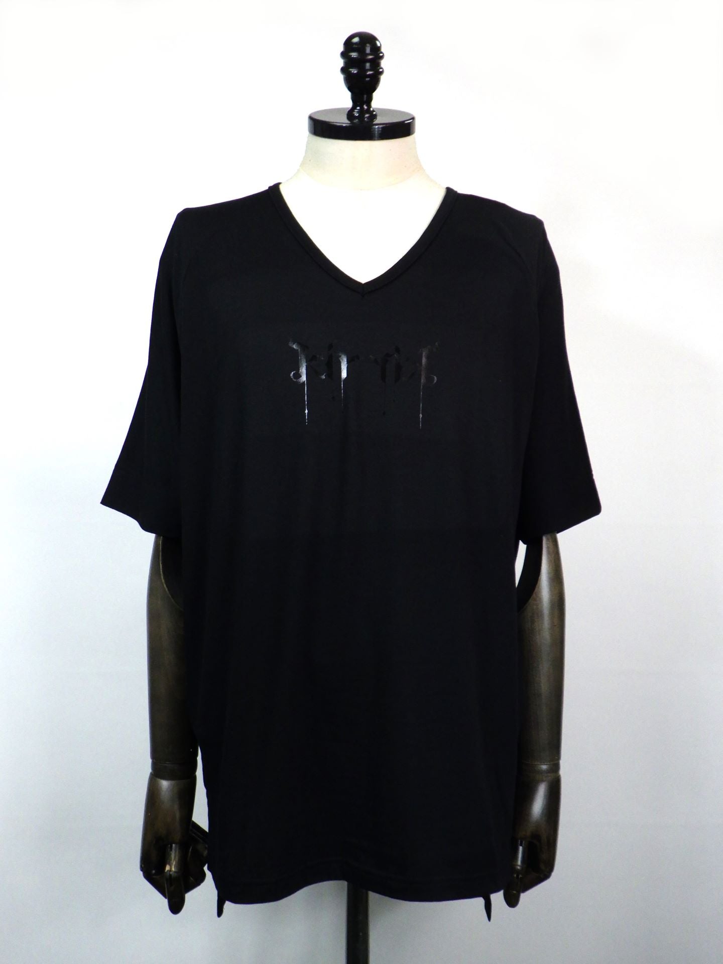 kiryurik／キリュウキリュウ・ヒョウ柄シースルー半袖シャツ 新品未使用品☆ 楽天市場】【kiryuyrik キリュウキリュウ】 Layered V Neck T