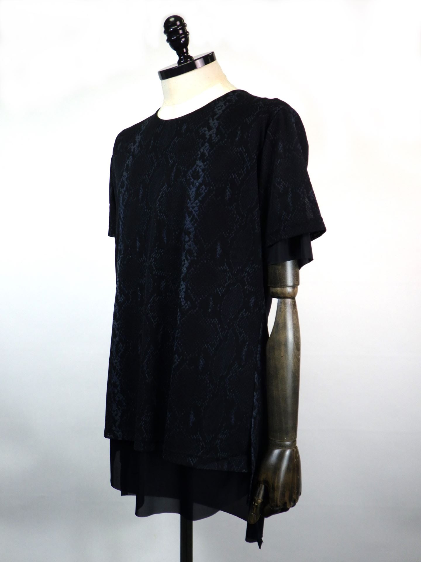 kiryuyrik　パイソンメッシュクルーネックレイヤードTシャツ　KT-HT15-955-BK
