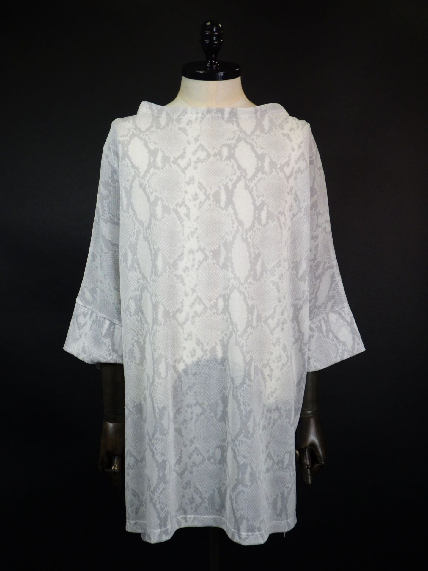 kiryuyrik　パイソンメッシュドルマンTシャツ　KT-HT20-950-GRY