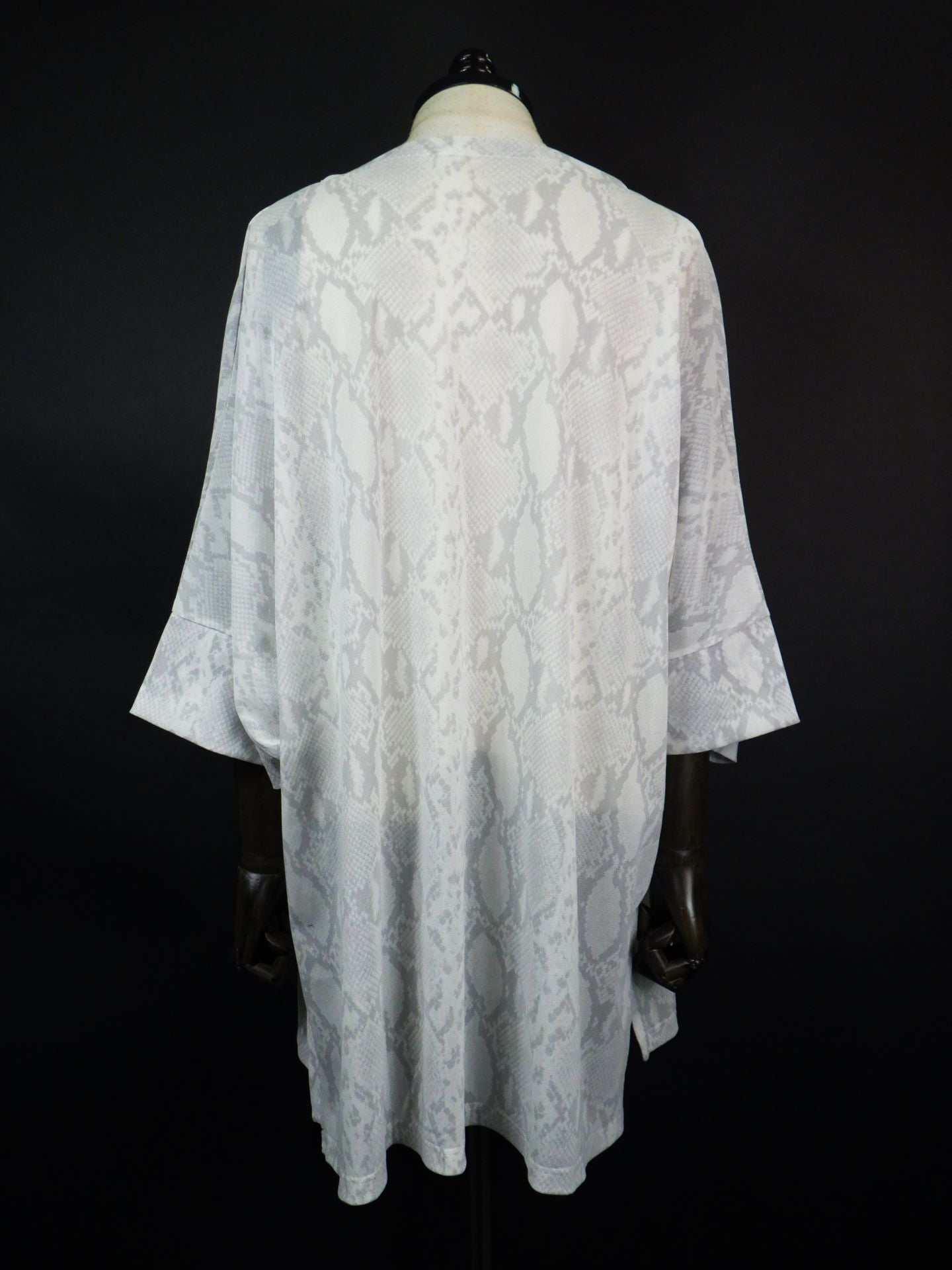 kiryuyrik　パイソンメッシュドルマンTシャツ　KT-HT20-950-GRY