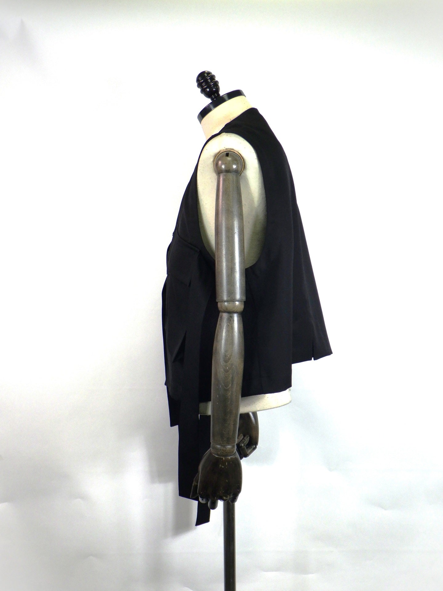 UJOH　Big Pocket W Belted Vest　M734-V50-100