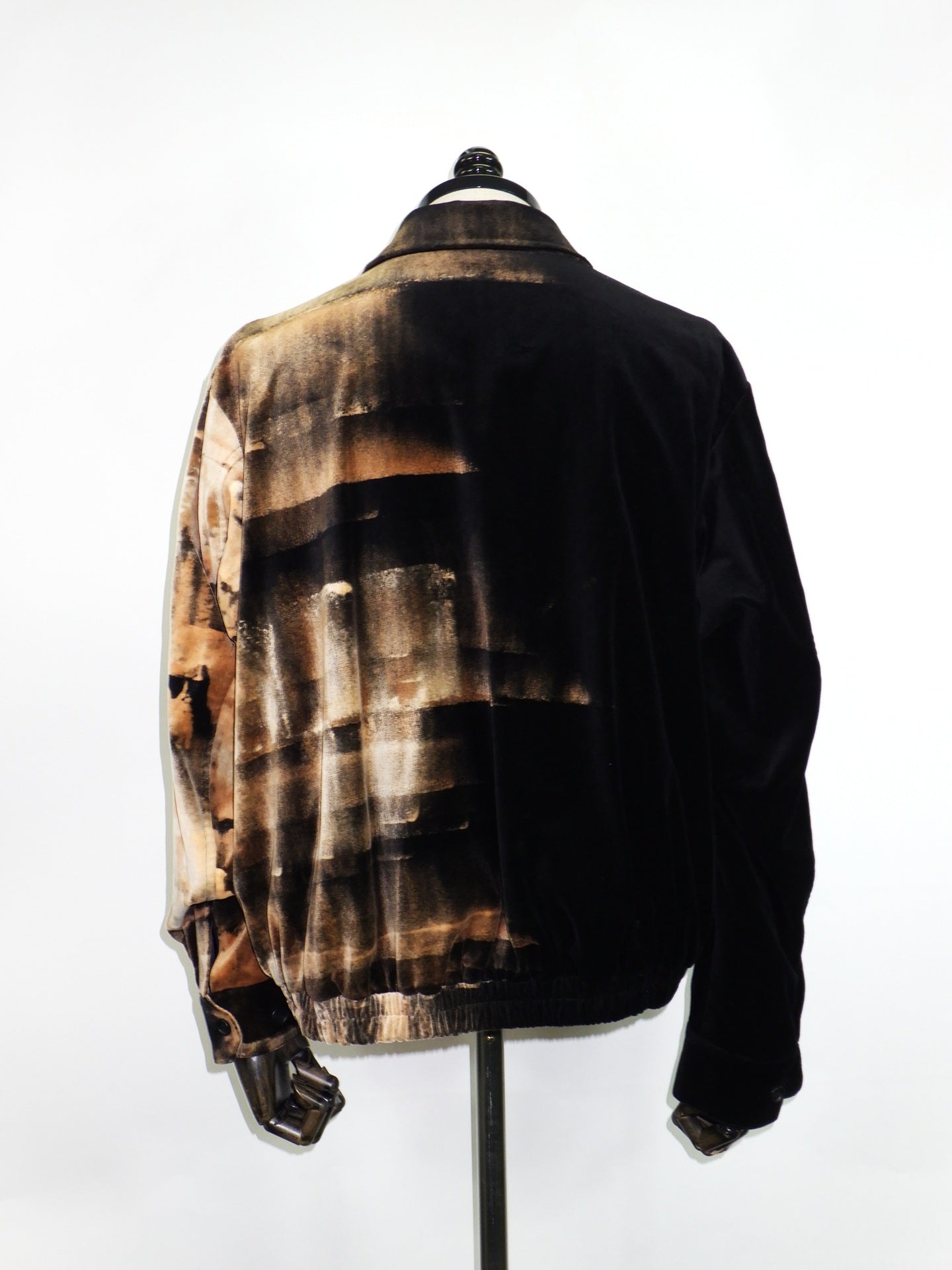 TAAKK　HAND-BLEACHED VELVET ZIP BLOUSON　TA26AW-BL059-BK
