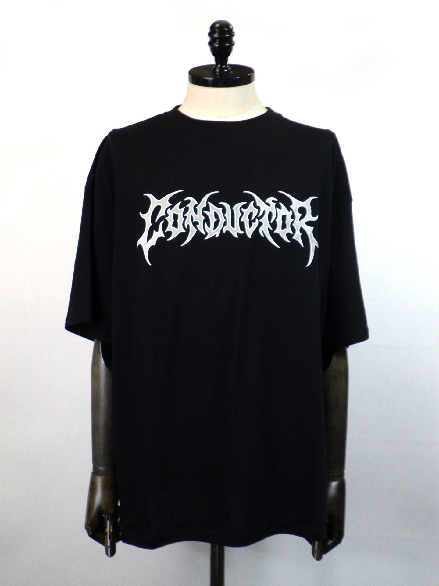 el conductorH　メタルロゴプリントTシャツ　PD25MC01-BK