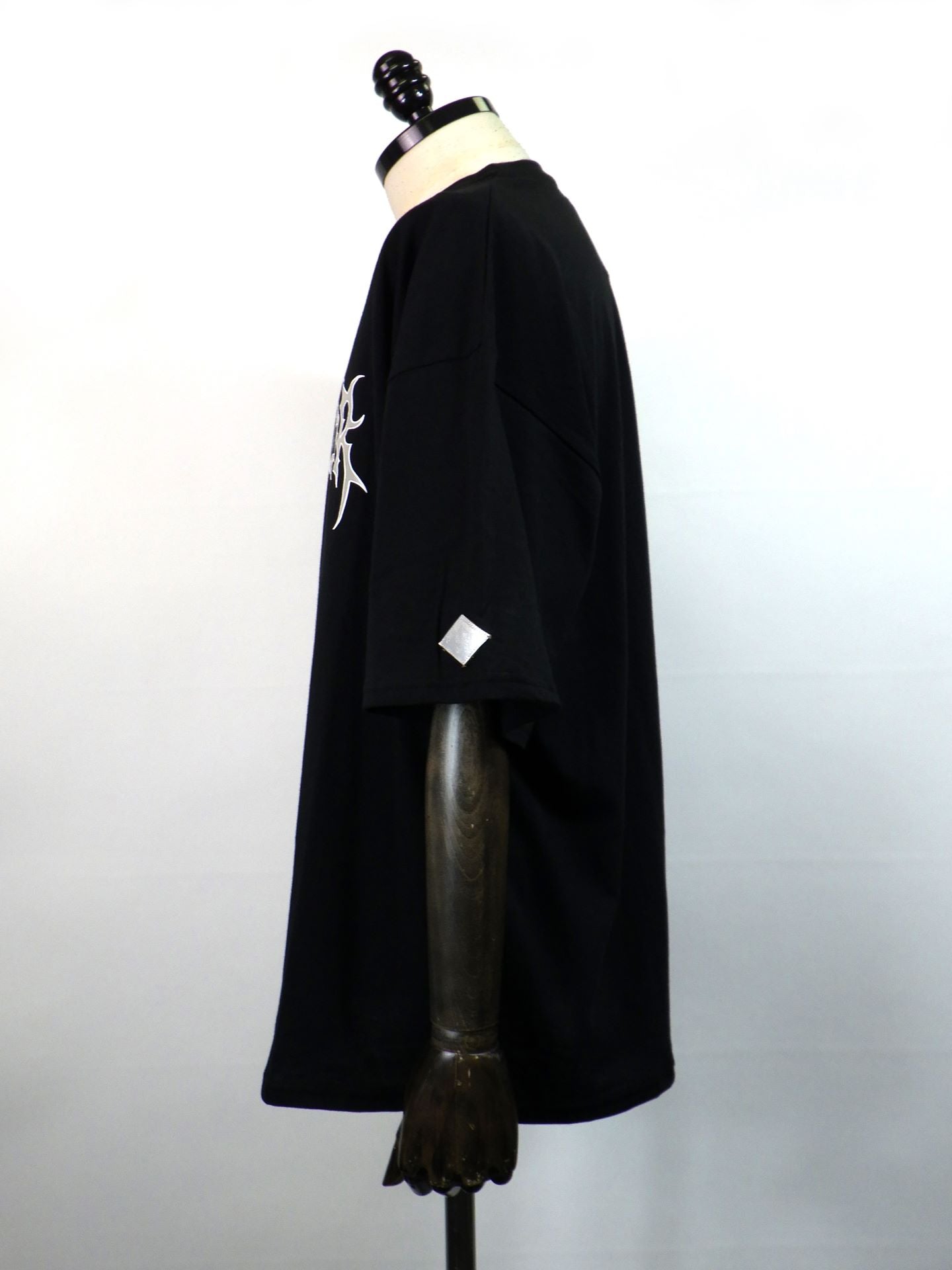 el conductorH　メタルロゴプリントTシャツ　PD25MC01-BK