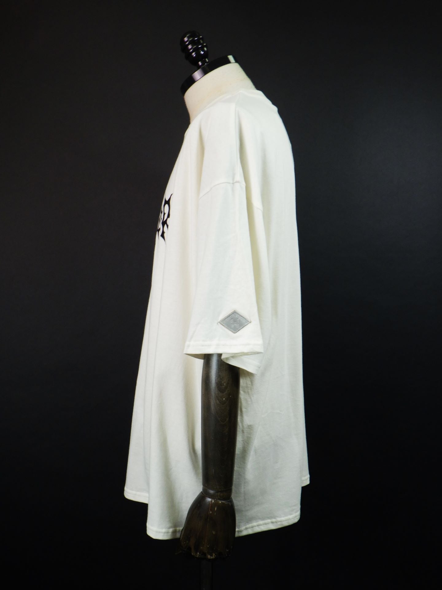 el conductorH　メタルロゴプリントTシャツ　PD25MC01-WH