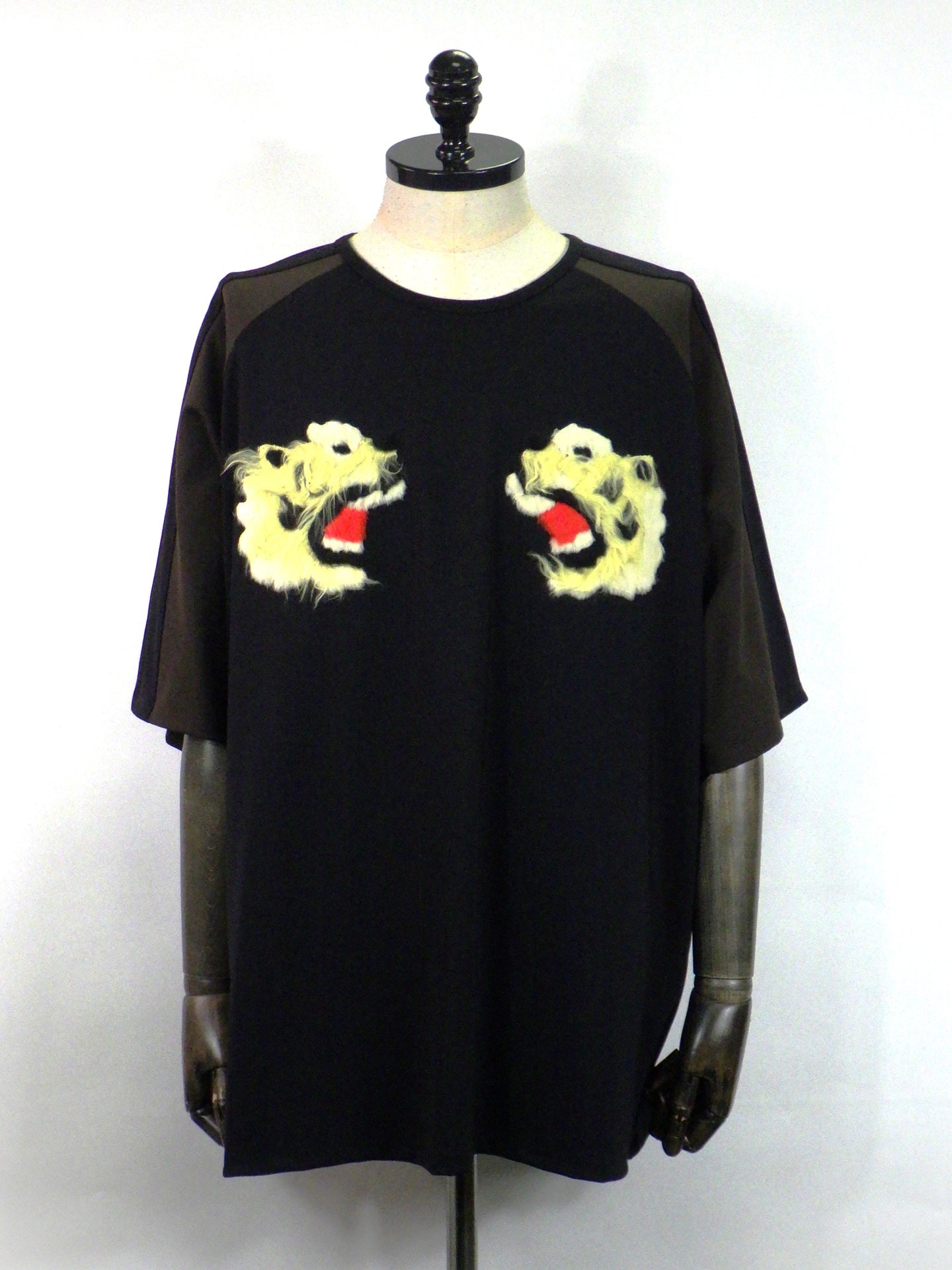 amok　SHAGGY LOGO SOUVENIR JACKET TEE　261KA01-BK