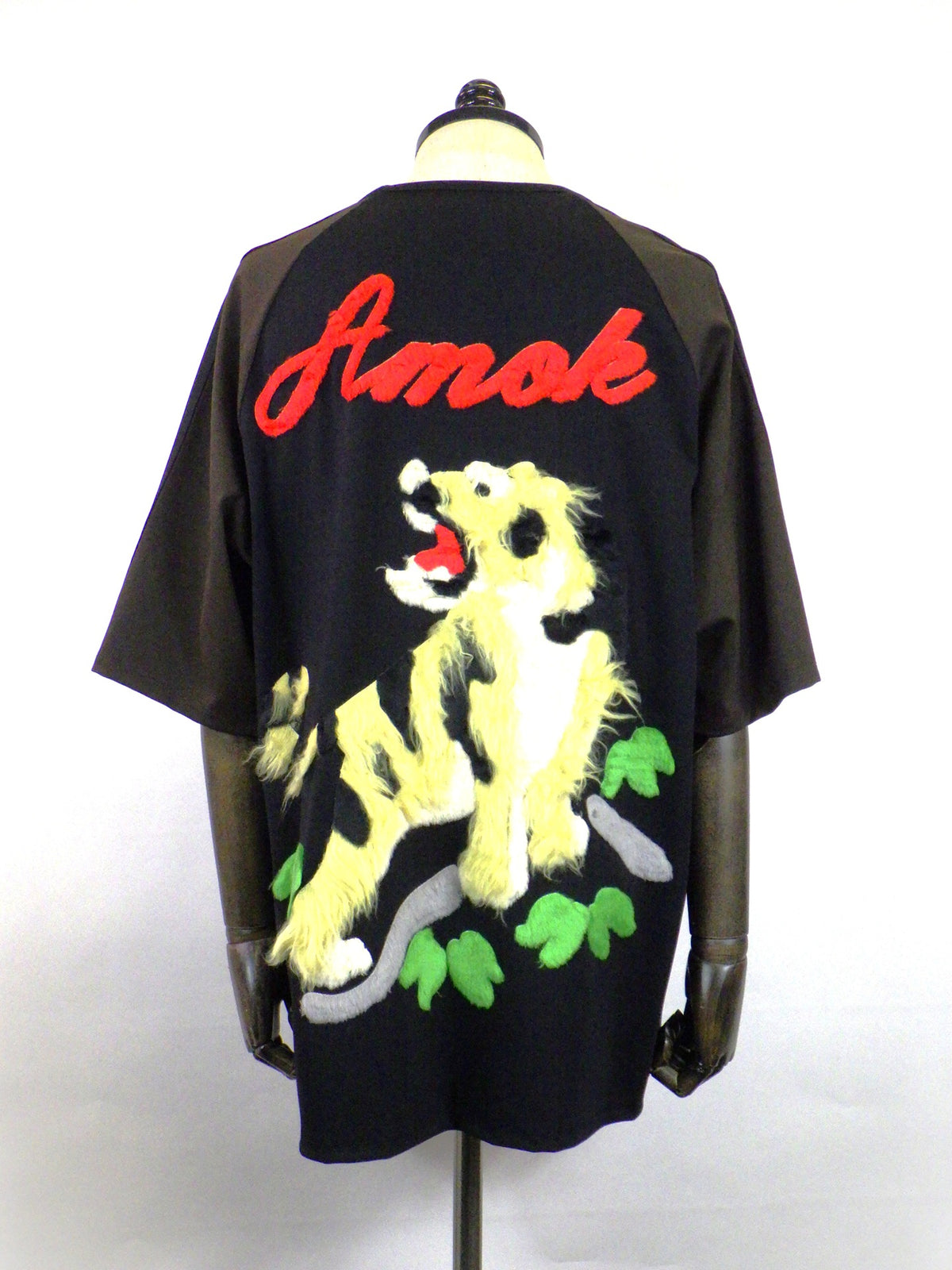 amok　SHAGGY LOGO SOUVENIR JACKET TEE　261KA01-BK