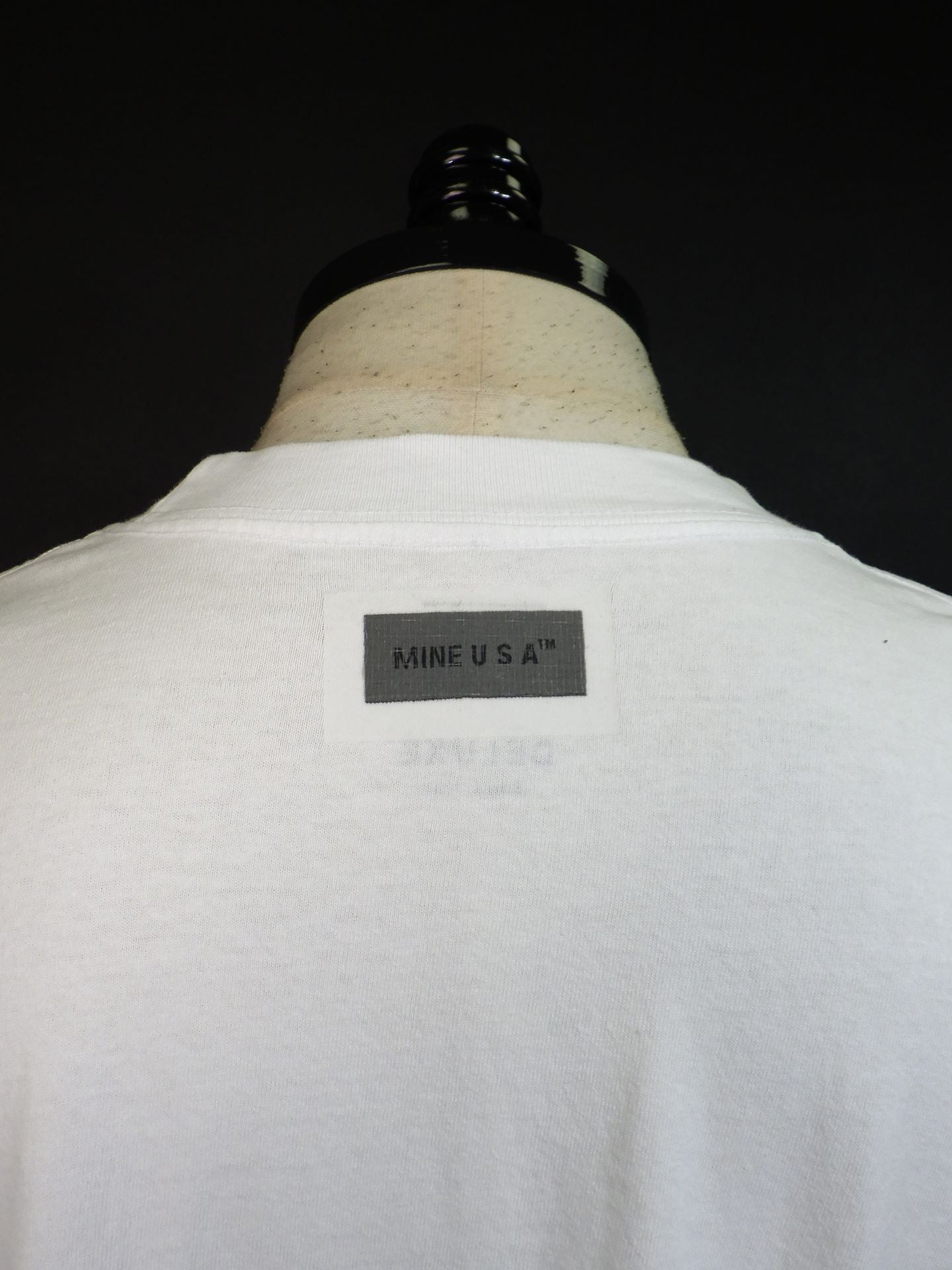 DELUXE　DELUXE x MINE USA フィロソフィーハーフカットソー　25SD2682-WH