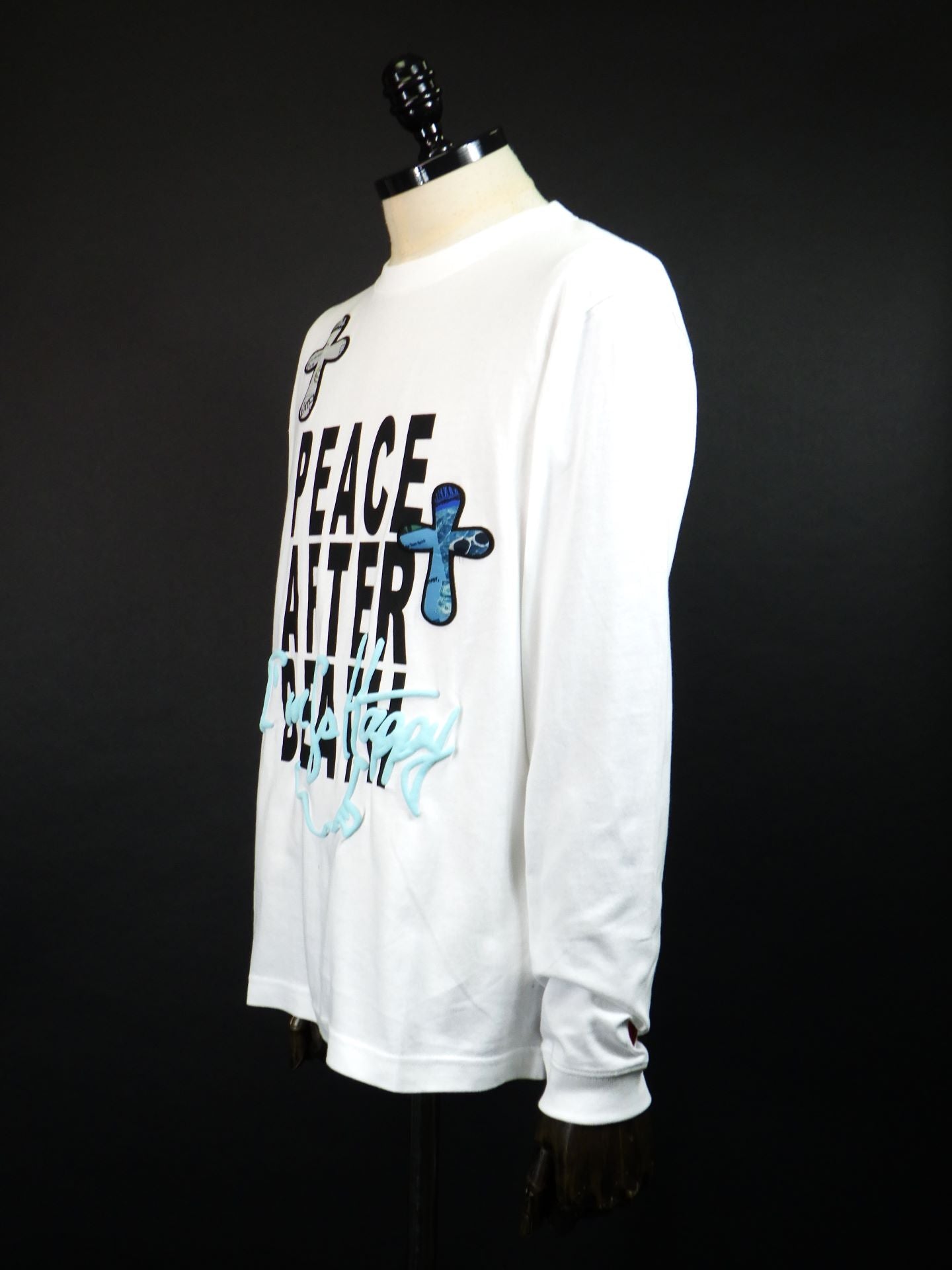 STUD MUFFIN　コットン天竺 PEACE AFTER DEATH&クロスパッチワーク LS Tシャツ　524-02820-WH