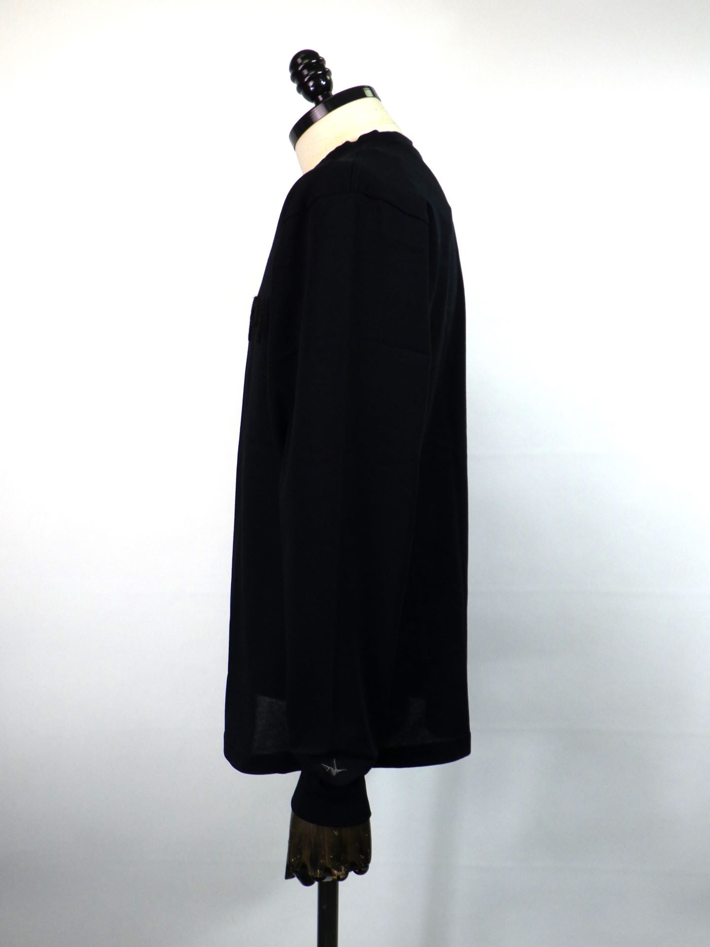 1PIU1UGUALE3 RELAX　スウィッチングロゴロングTシャツ　UST-25132-BK
