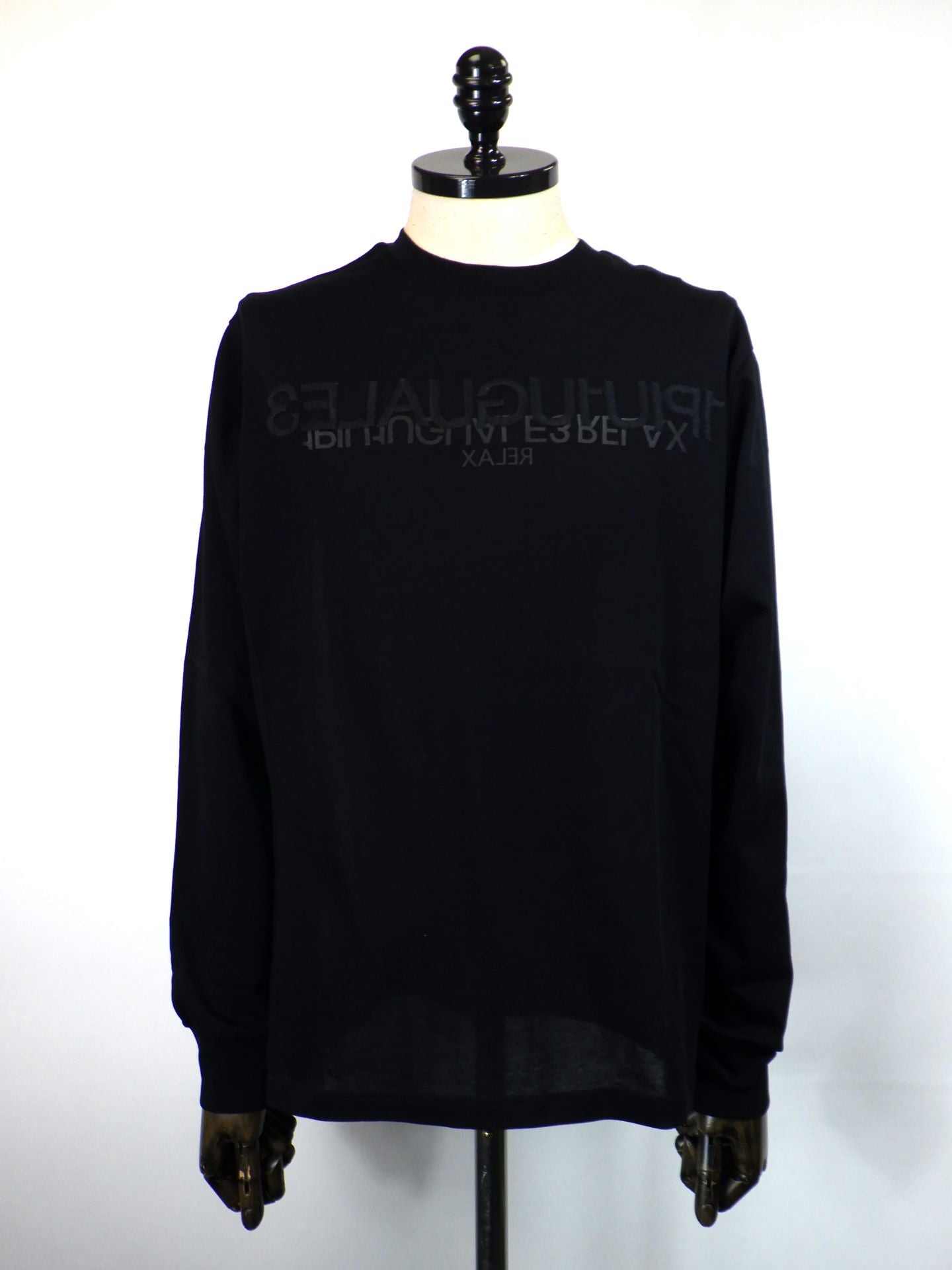 1PIU1UGUALE3 RELAX　リバーシングロゴロングTシャツ　UST-25133-BK