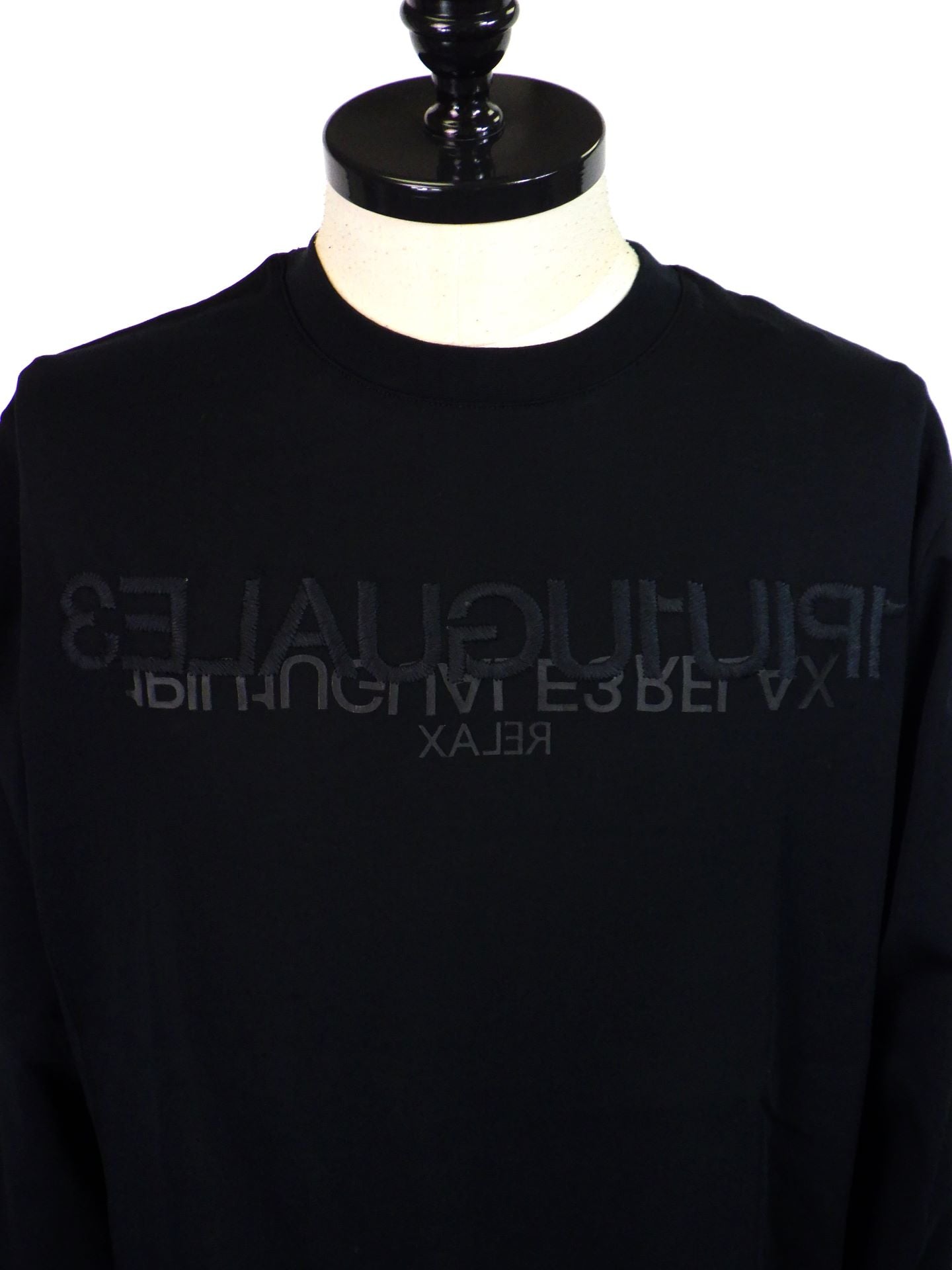 1PIU1UGUALE3 RELAX　リバーシングロゴロングTシャツ　UST-25133-BK