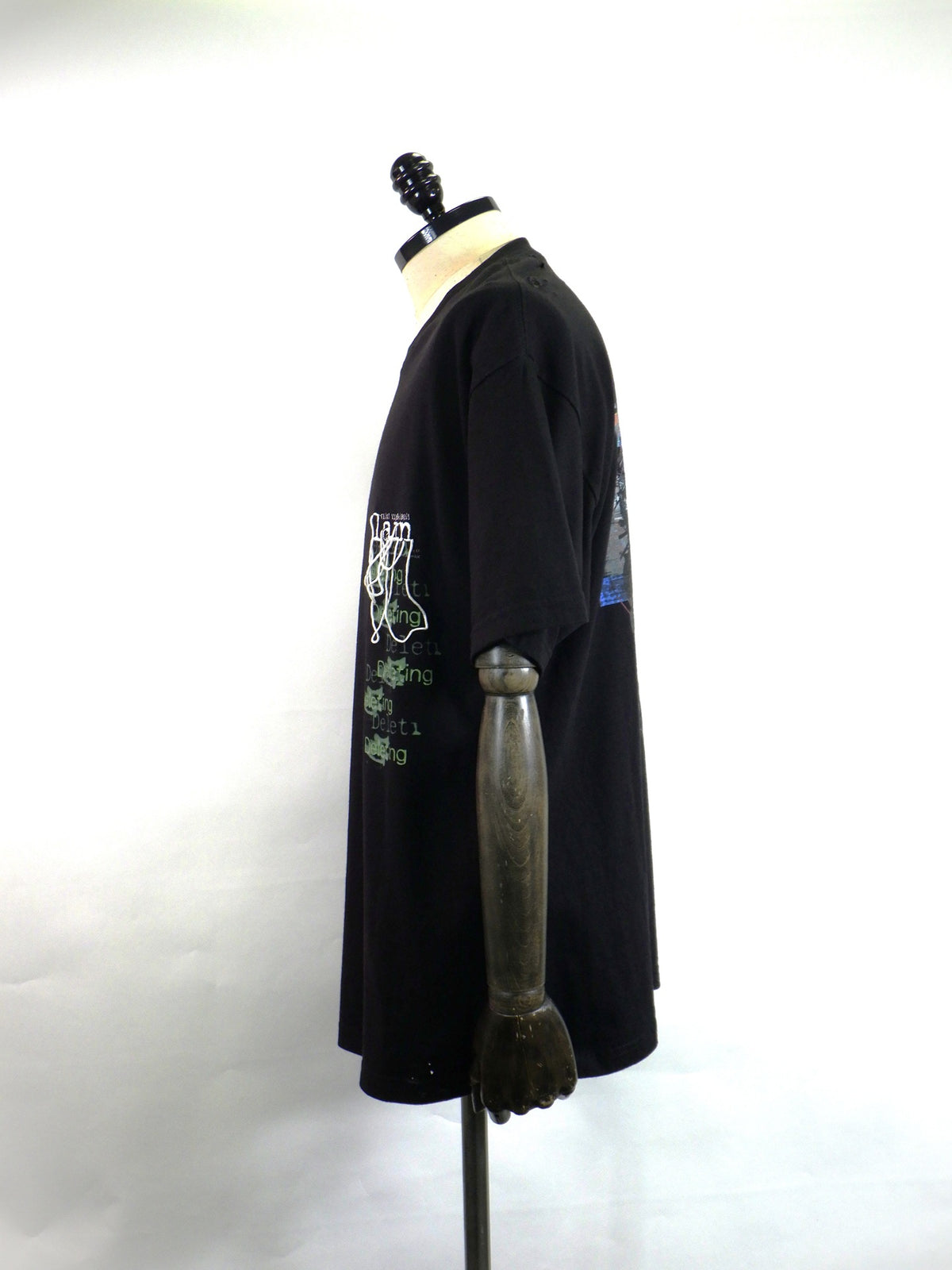 SEVESKIG　SEV vs lain S/SL TEE ver,Q-TA　CT-SV-NRA-1013-BK