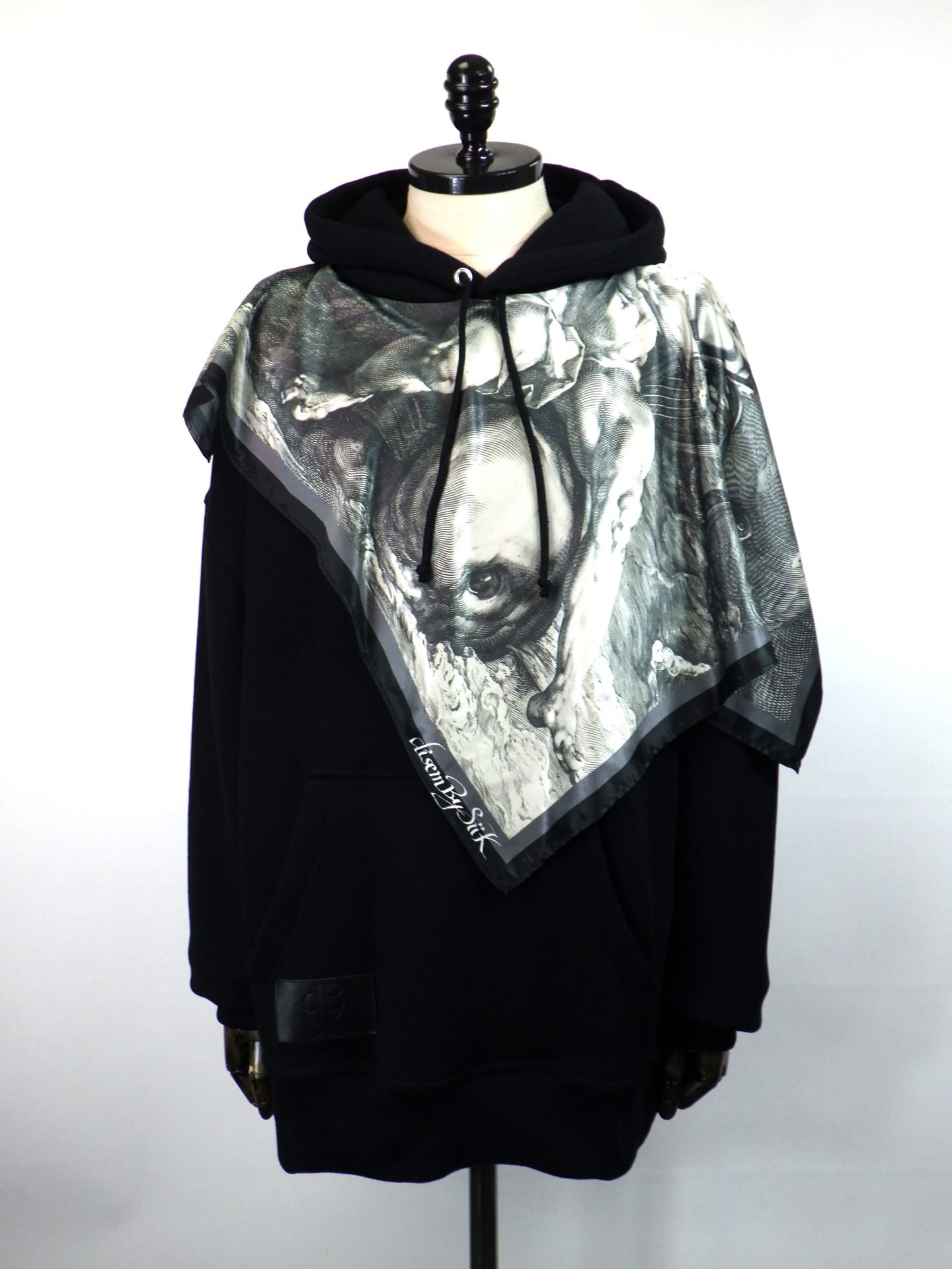 disemBySiiK　スカーフドッキングフーディー　25AW037BK-1
