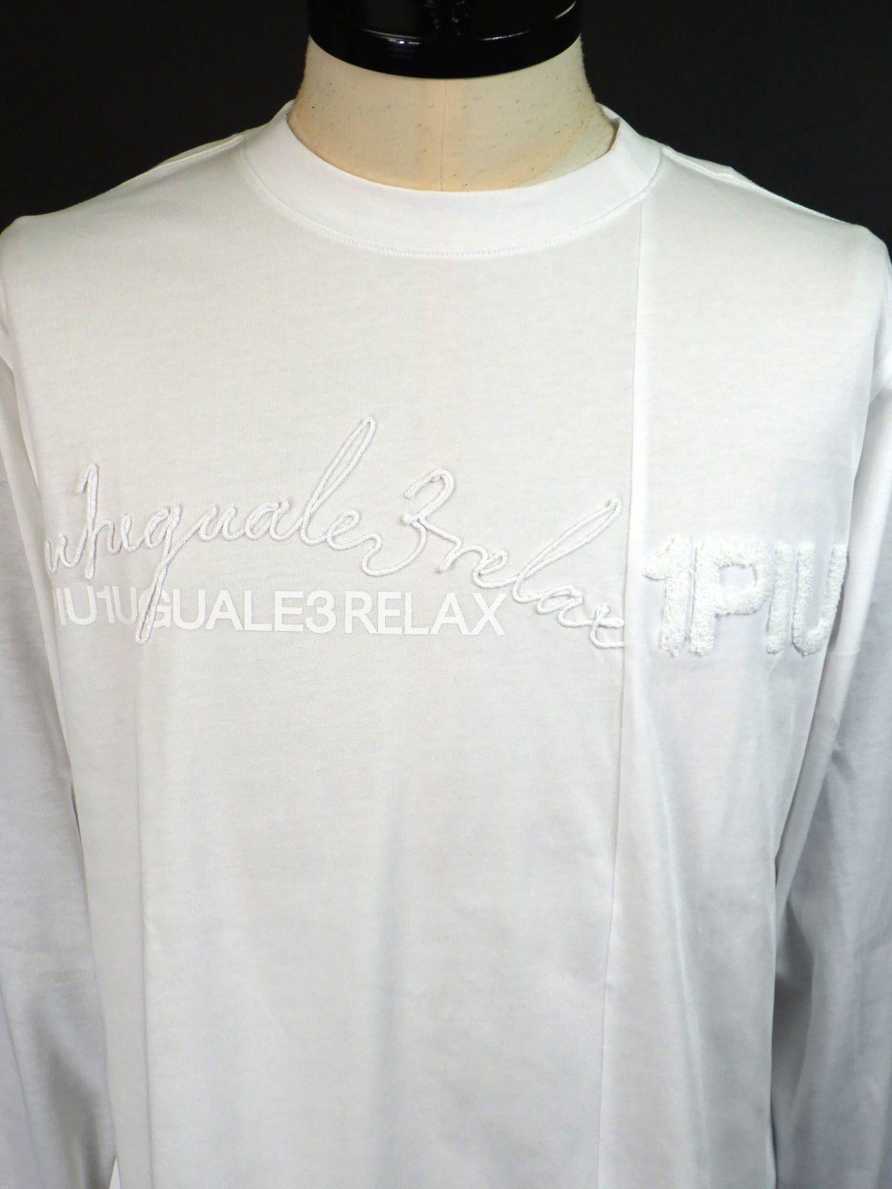 1PIU1UGUALE3 RELAX　スウィッチングロゴロングTシャツ　UST-25132-WH