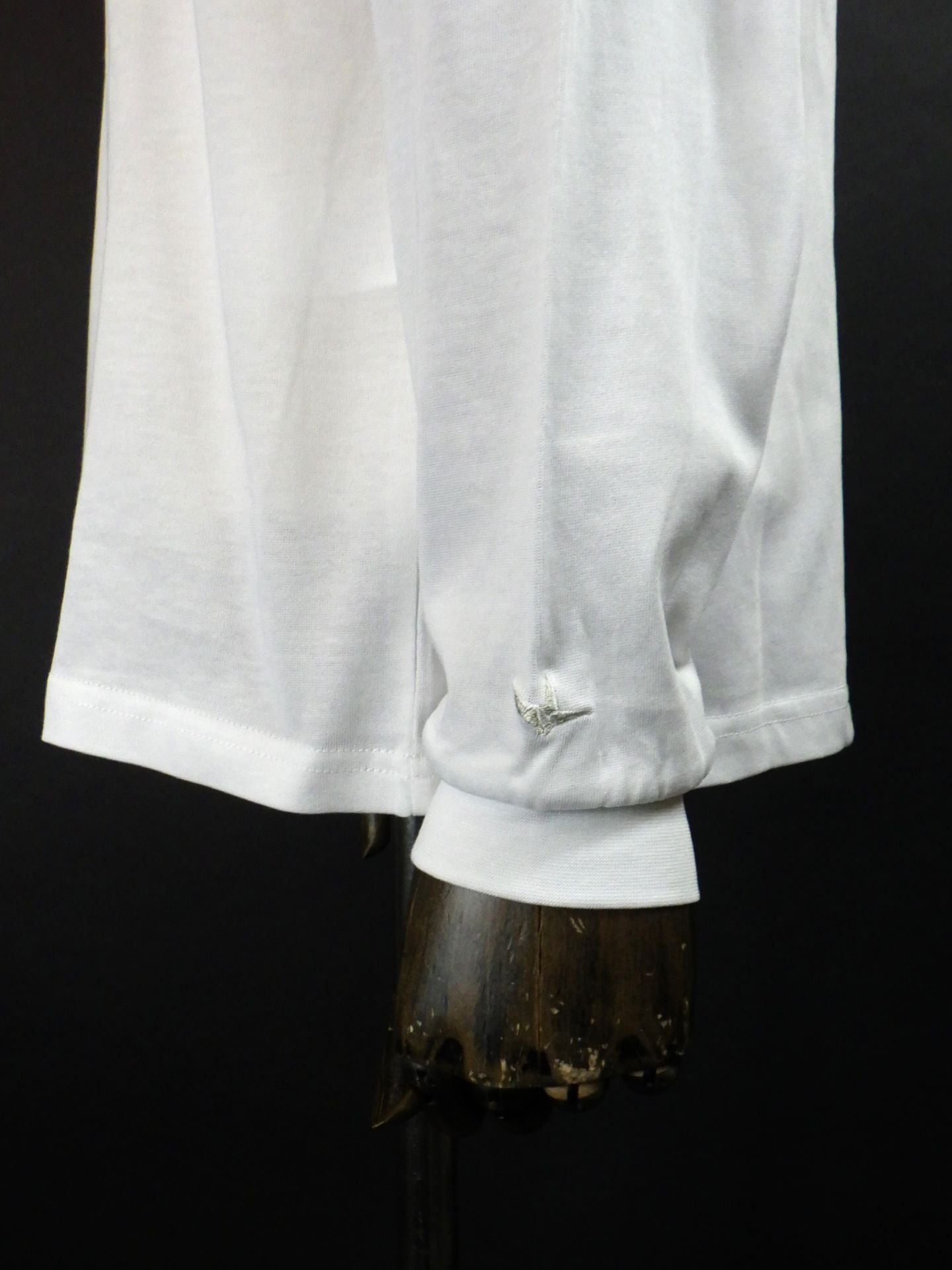 1PIU1UGUALE3 RELAX　スウィッチングロゴロングTシャツ　UST-25132-WH