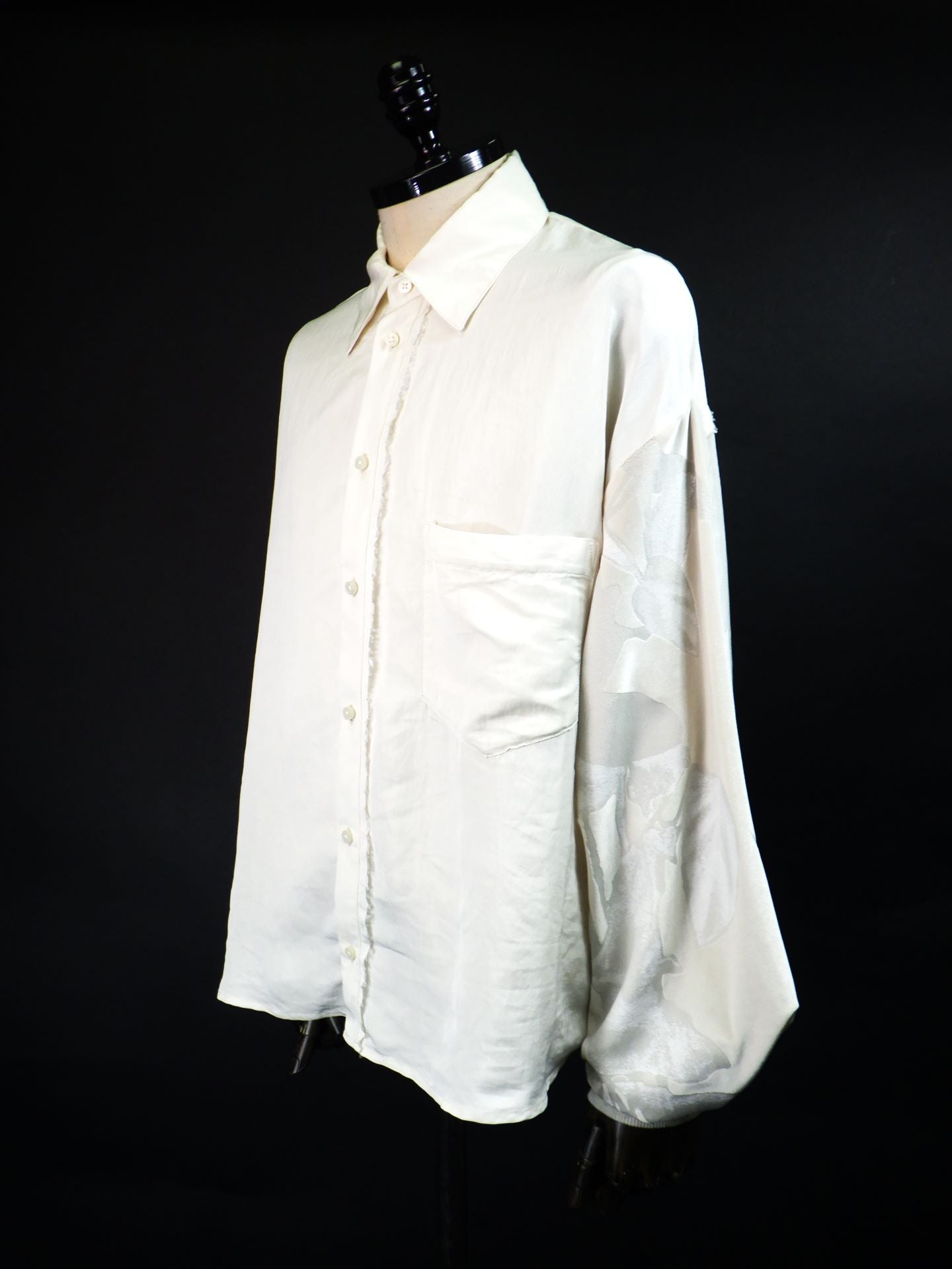 Licht Bestreben　ベロアジャージスリーブイージーシャツ　LB25AW-SH08-SPV-PVL-WH