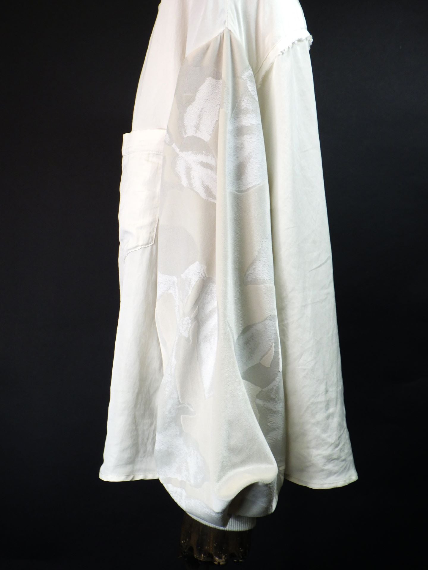 Licht Bestreben　ベロアジャージスリーブイージーシャツ　LB25AW-SH08-SPV-PVL-WH