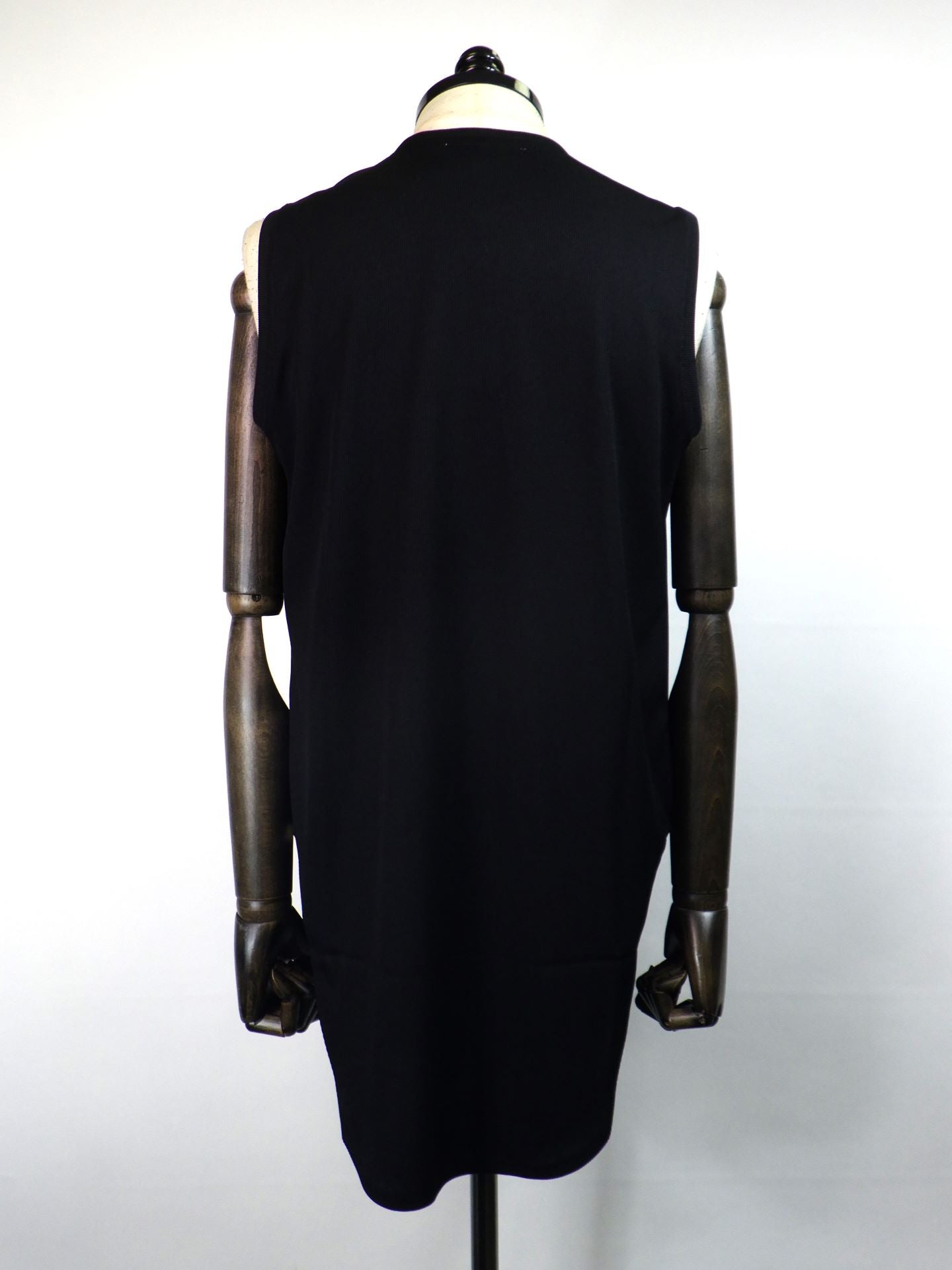 prasthana　round hem long nosleeve　P-2102001-BK