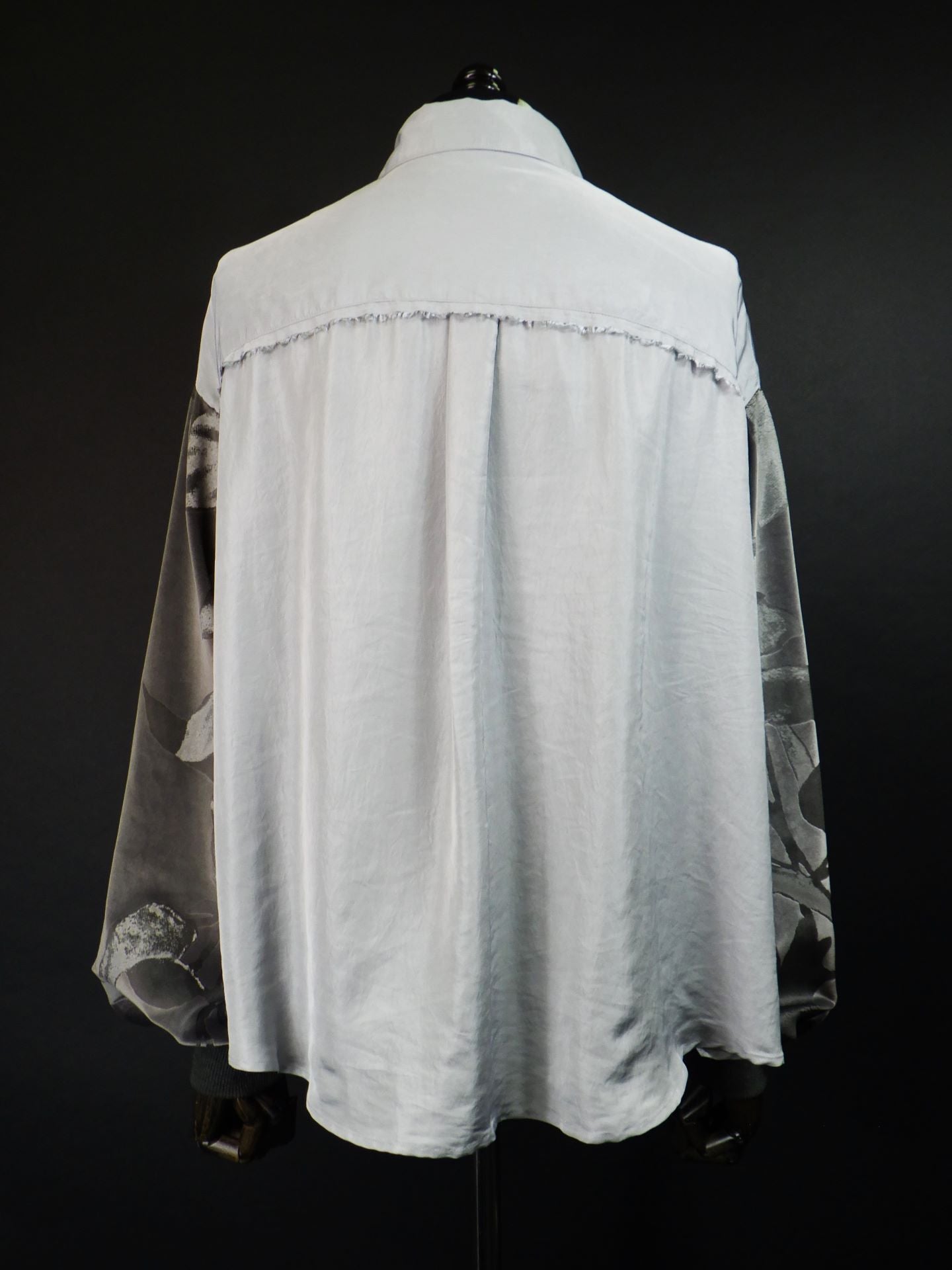 Licht Bestreben　ベロアジャージスリーブイージーシャツ　LB25AW-SH08-SPV-PVL-GRY