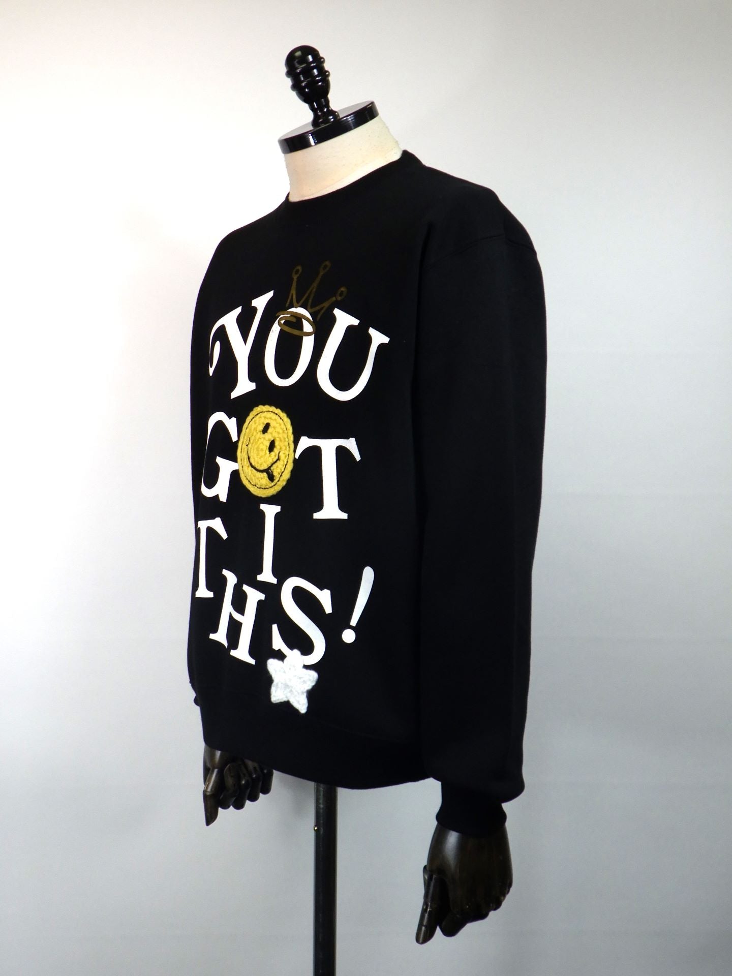 STUD MUFFIN　TC裏毛起毛 YOU GOT THIS マルチパッチワークスウェットシャツ　524-02828-BK
