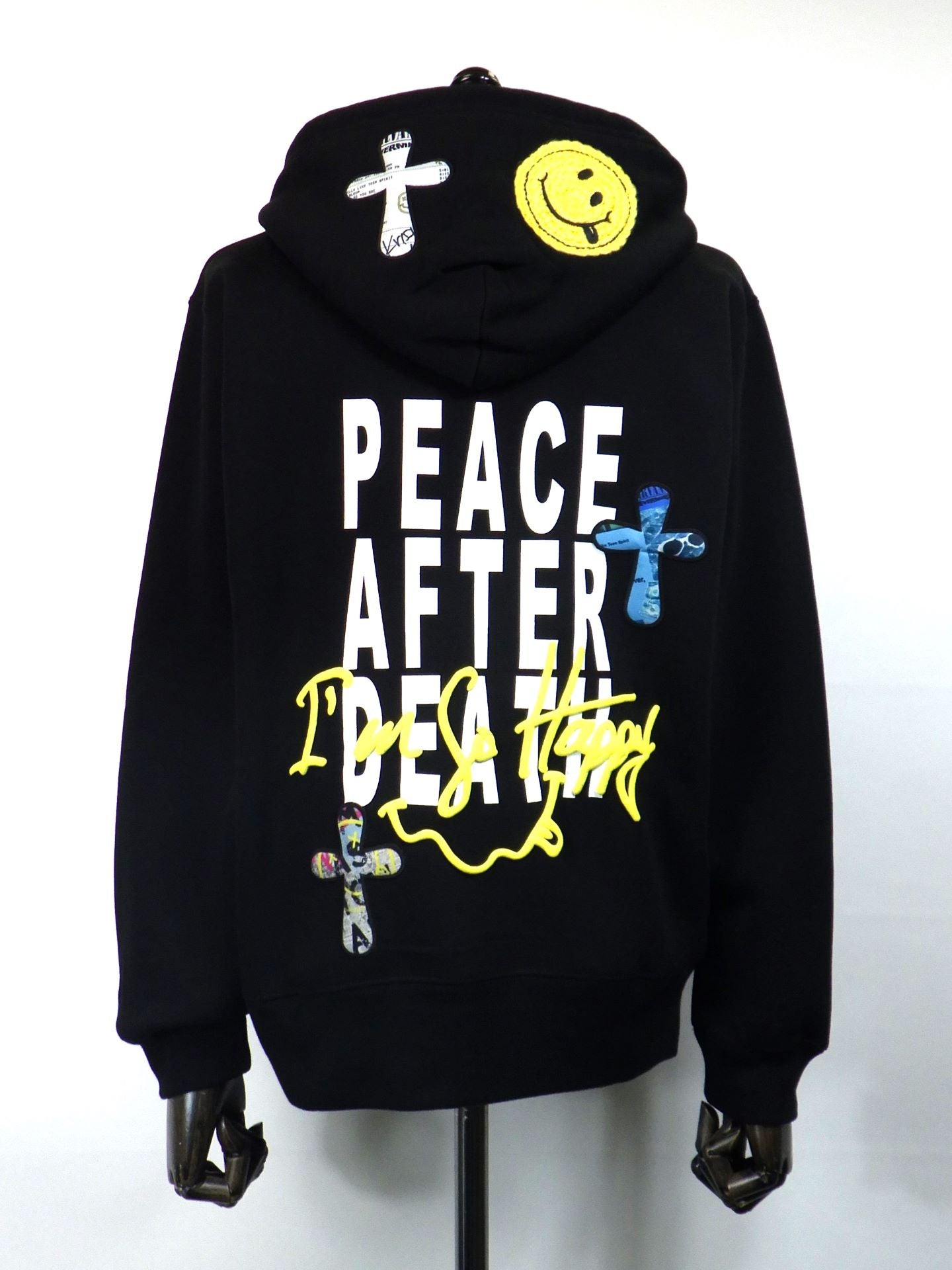 STUD MUFFIN　TC裏毛起毛 PEACE AFTER DEATH&マルチパッチワーク プルパーカー　524-02829-BK