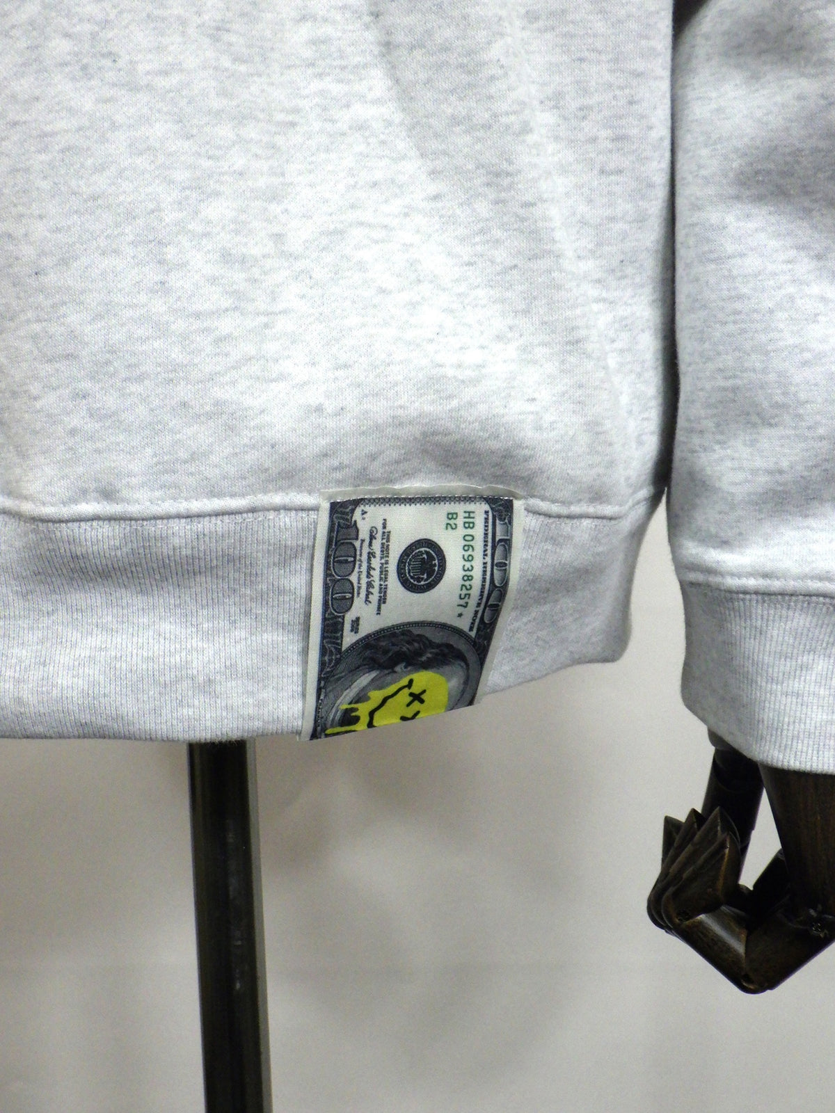 STUD MUFFIN　T/C裏毛起毛ファー/ムックボアミックスパッチワークスウェットシャツ　624-02917-ASH