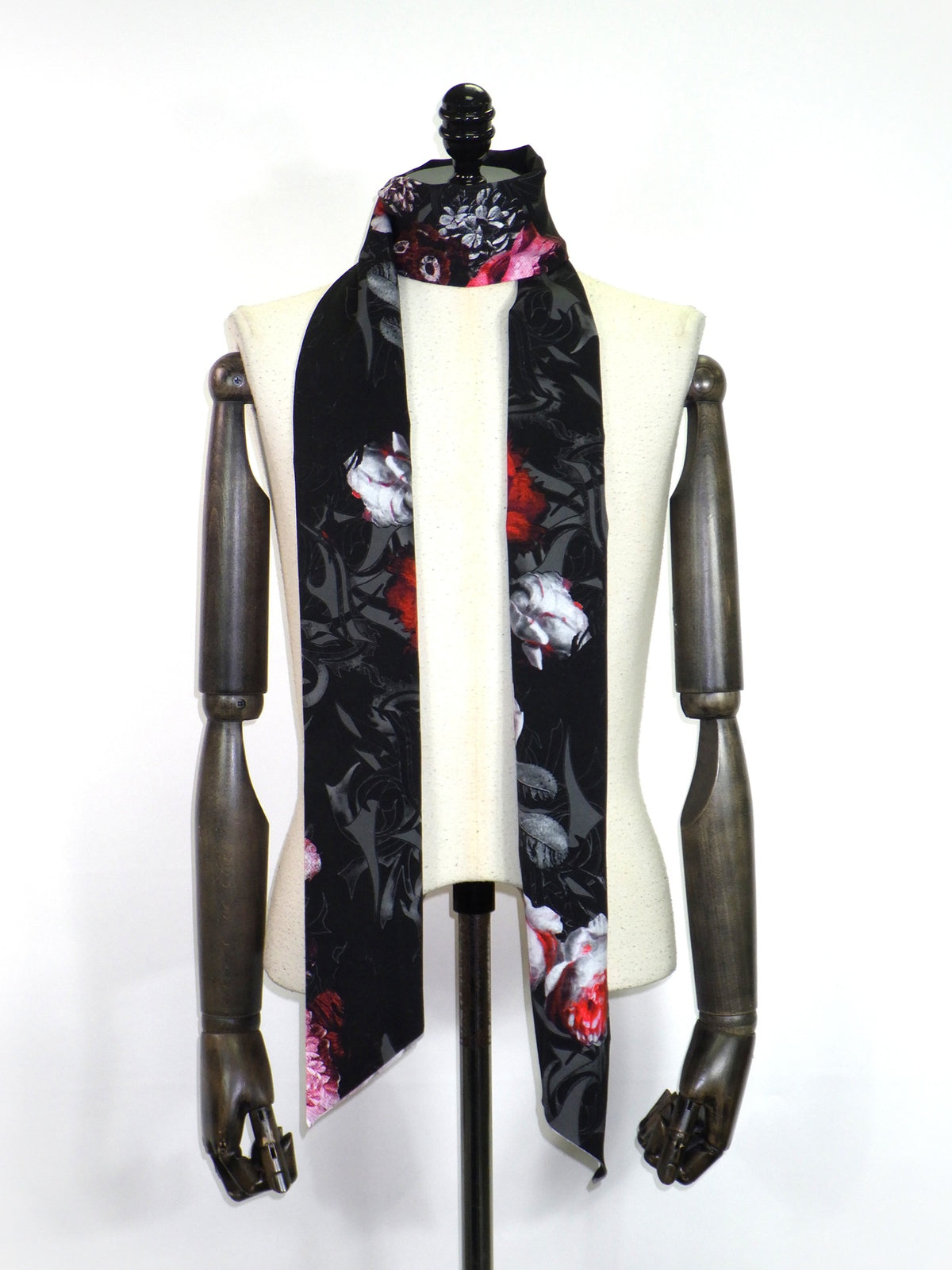 kiryuyrik　 Goth Flora Stole　KW-STL10-902-BK