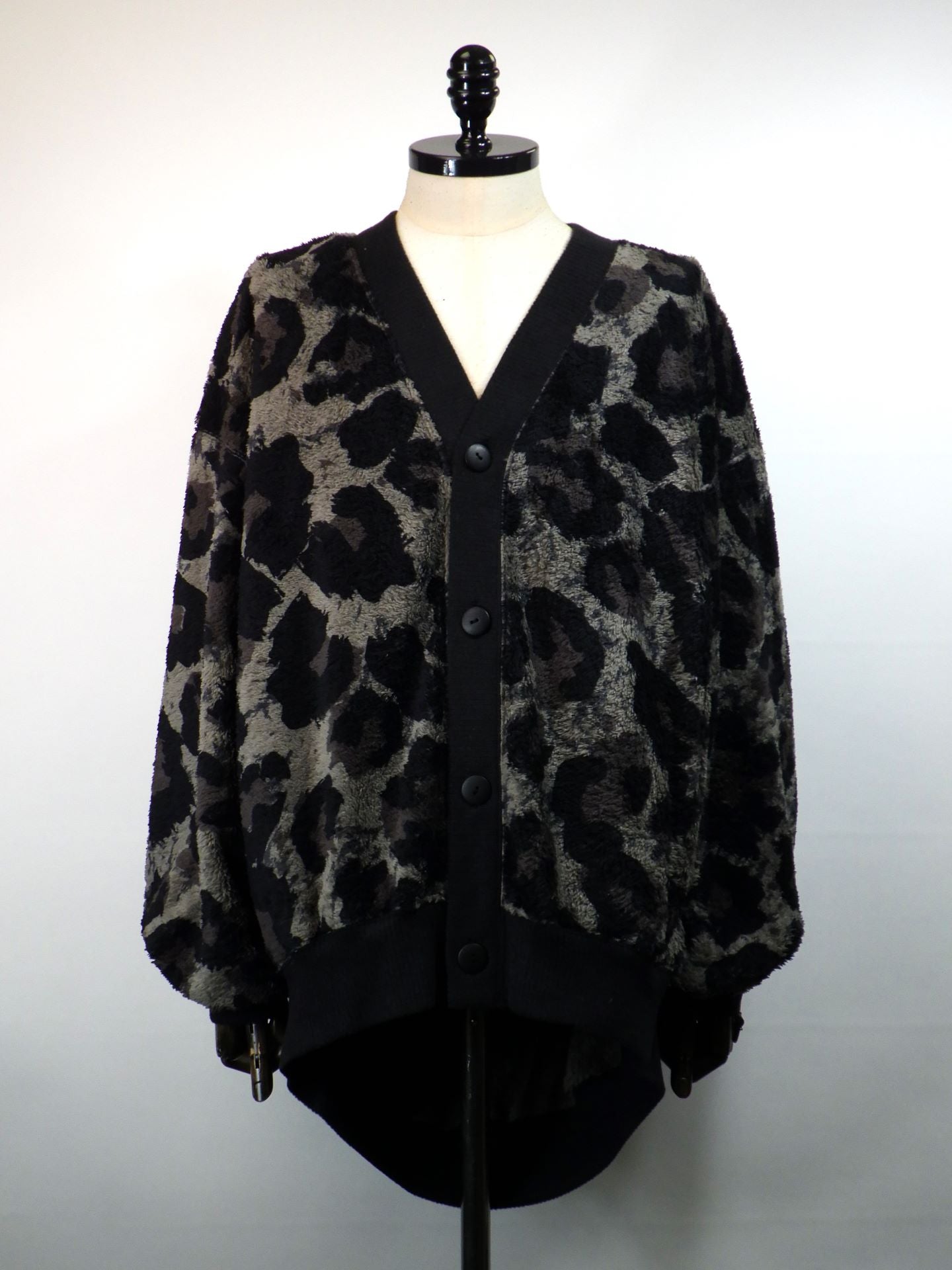 beauty:beast　Large leopard fleece cardigan　bb-34001