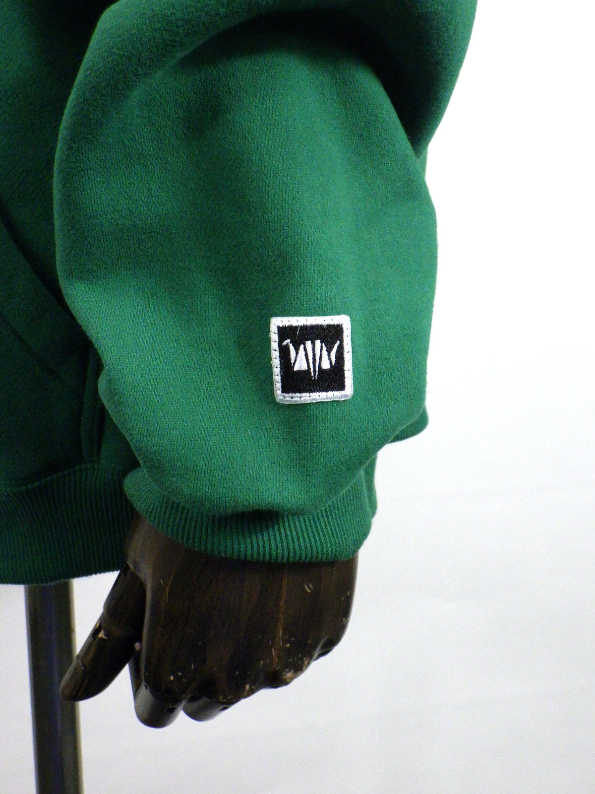 Liberaiders　EMBROIDERY HOODIE　733012603-GRN
