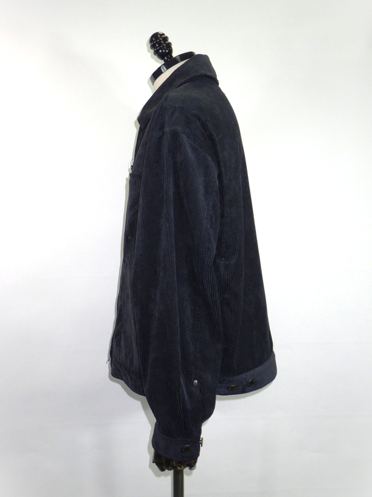 A NOVEL DAY.　STRETCH CORDIROY BLOUSON　574201-BK