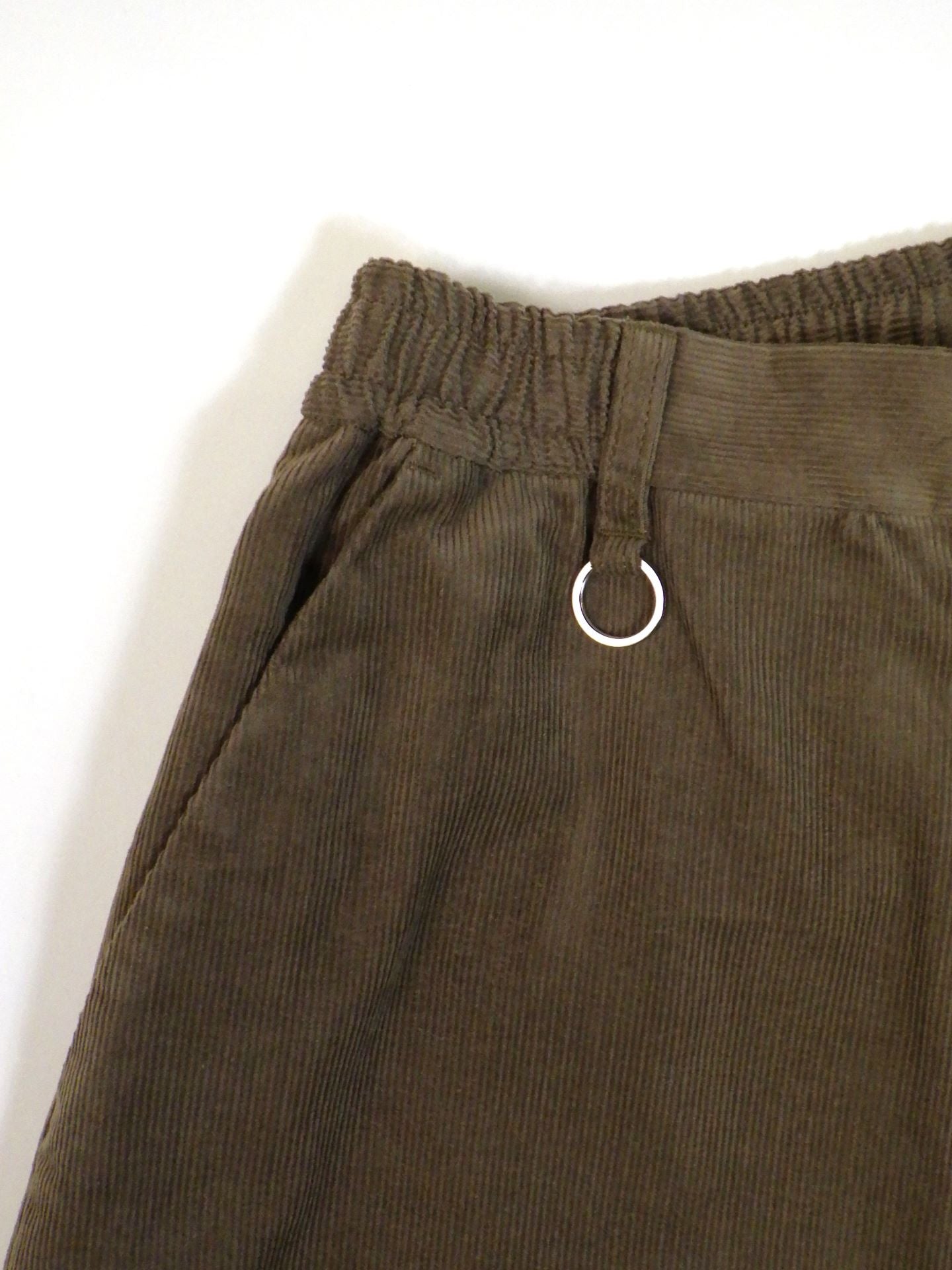 SUPERTHANKS　コーデュロイサイドタックワイドパンツ　ST253PT02-MOCHA