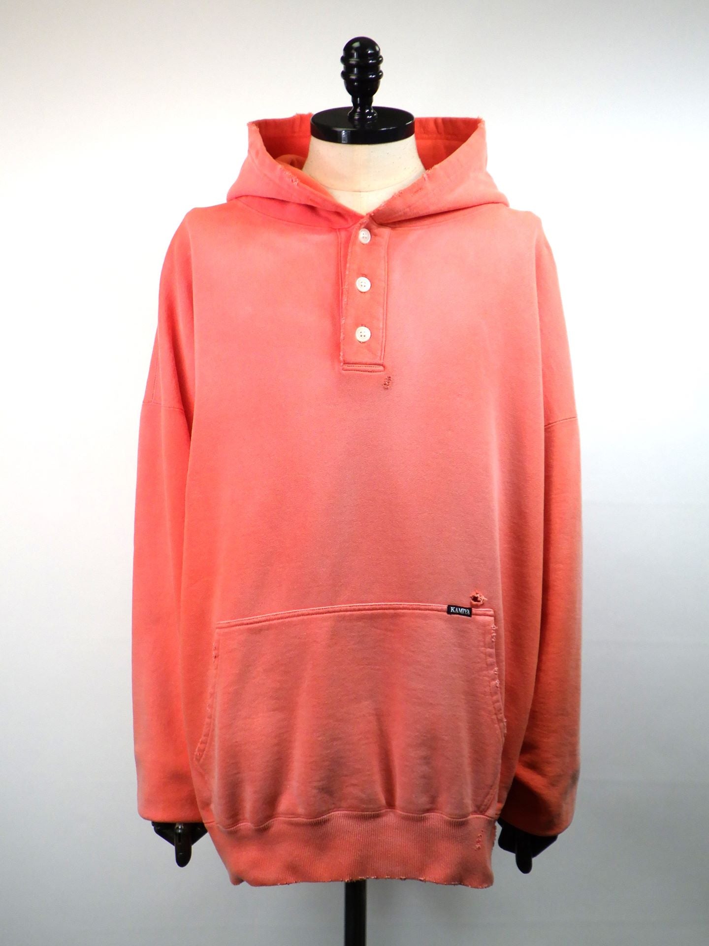 KAMIYA　ディスドレスドヘンリーネックフーディ　G15HD077-ORG