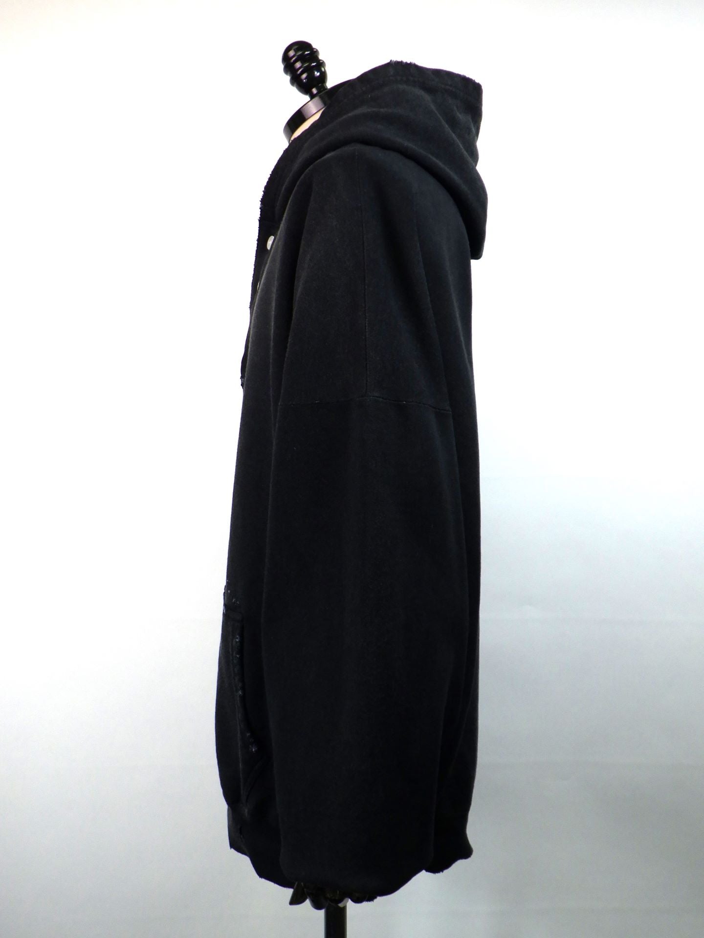 KAMIYA　ディスドレスドヘンリーネックフーディ　G15HD077-BK