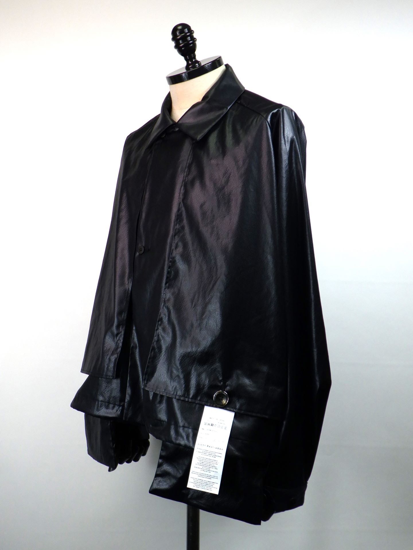 Licht Bestreben　FAKE-FAKE LEATHER Ⅱ ショートトレンチジャケット　LB25AW-SH09-FFL