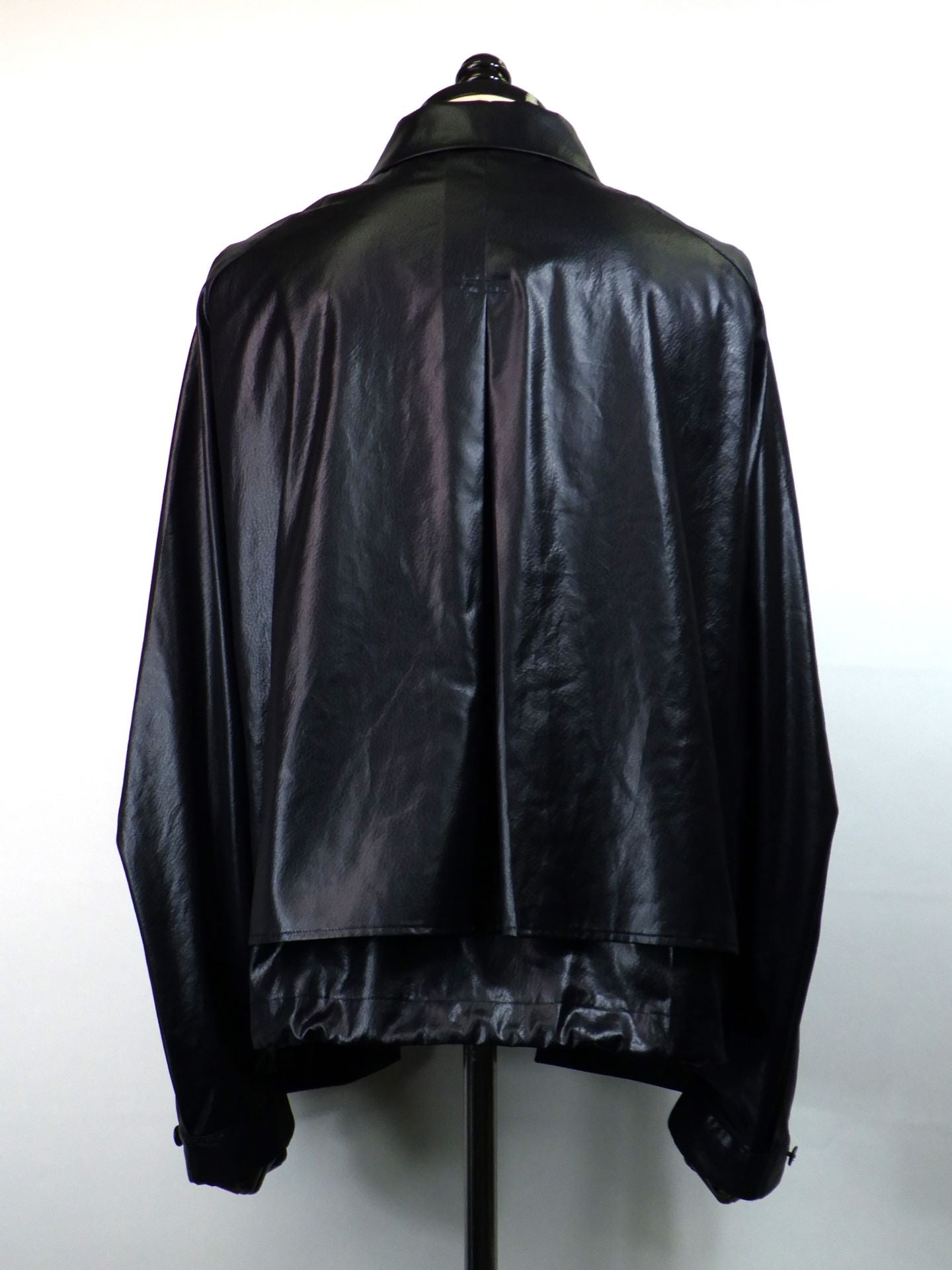 Licht Bestreben　FAKE-FAKE LEATHER Ⅱ ショートトレンチジャケット　LB25AW-SH09-FFL