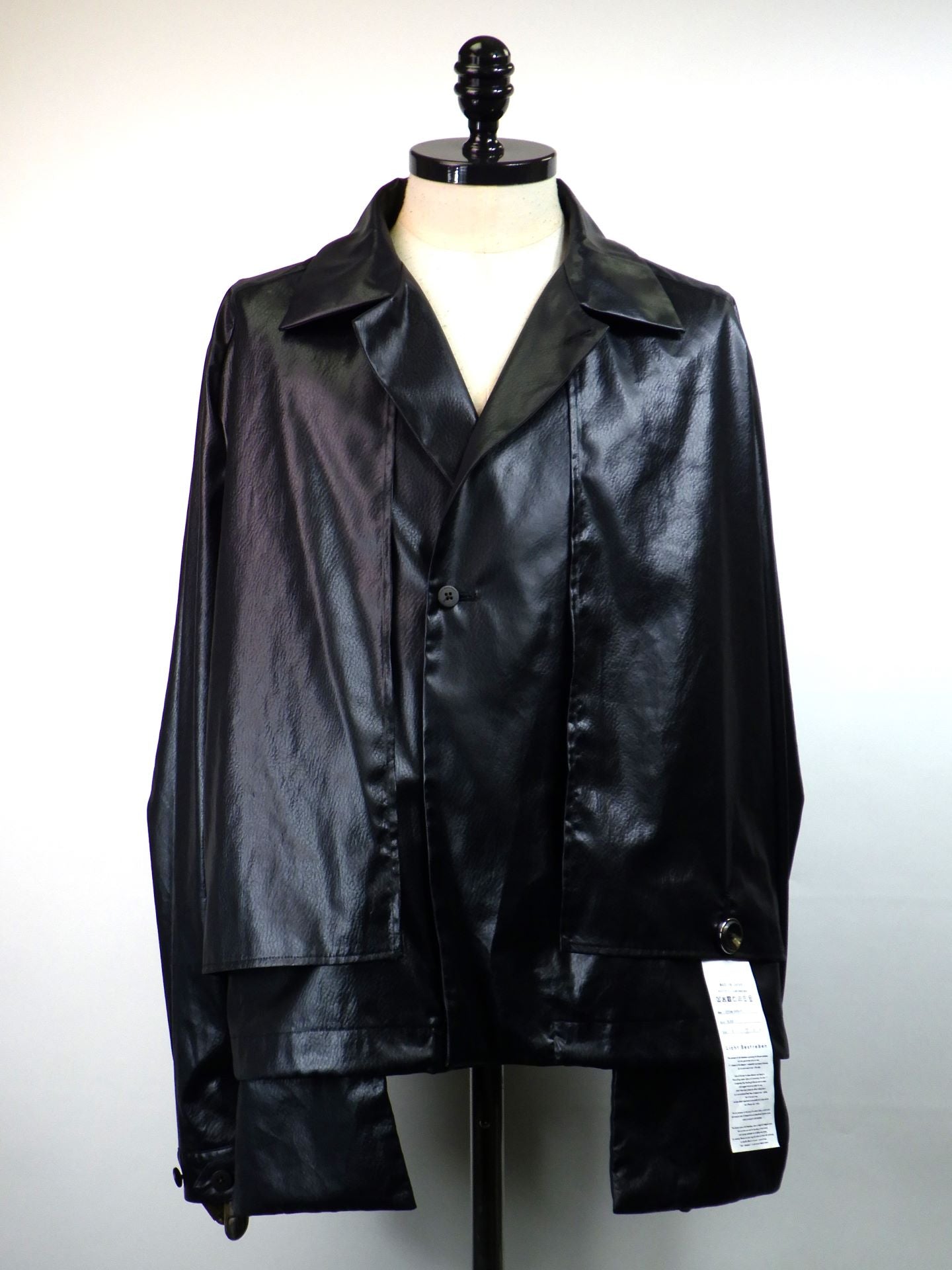 Licht Bestreben　FAKE-FAKE LEATHER Ⅱ ショートトレンチジャケット　LB25AW-SH09-FFL